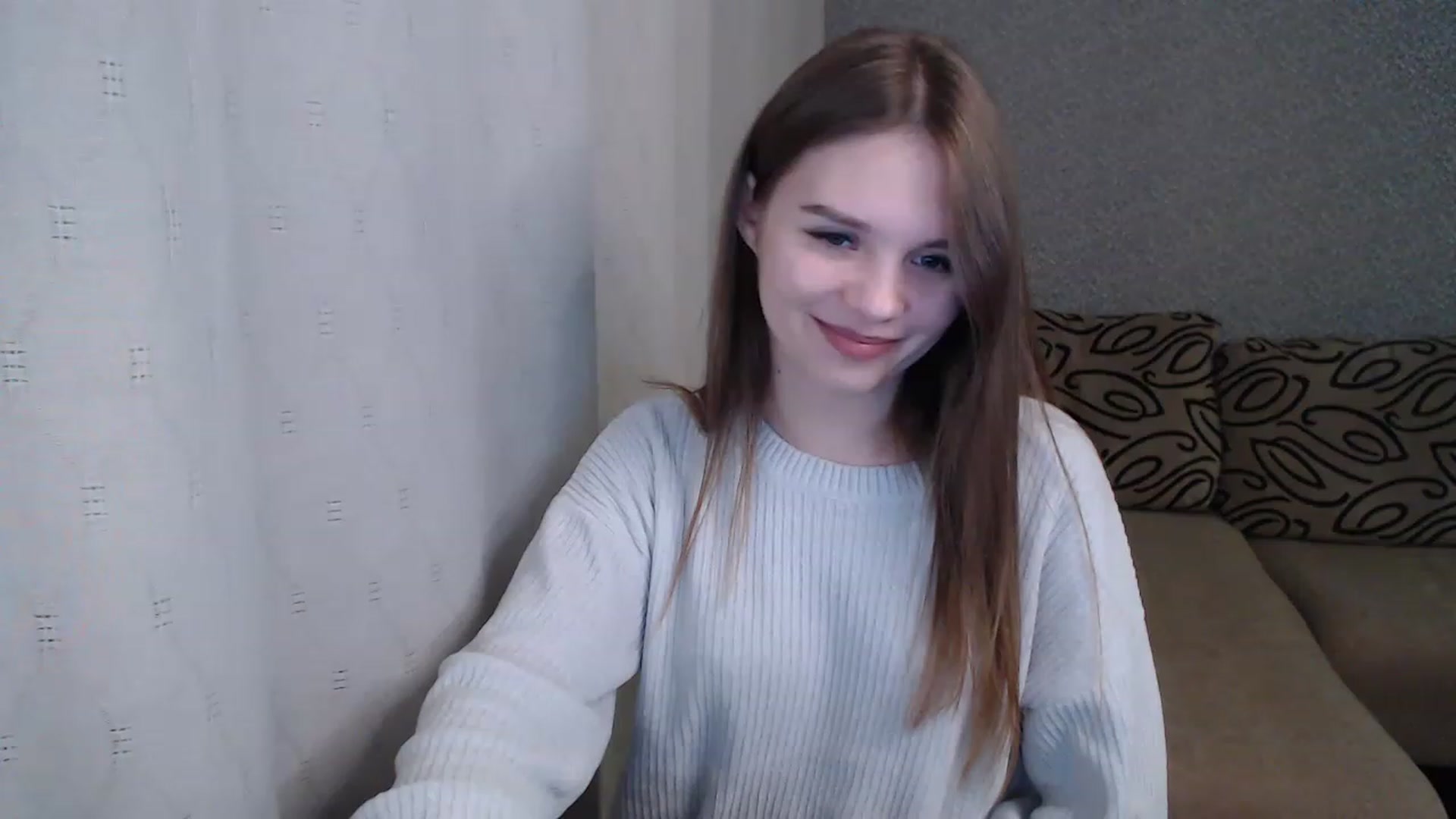 Gallery image thumbnail from minishy's myfreecams stream on, 01/10/2023, 19:06 image 18 of 20