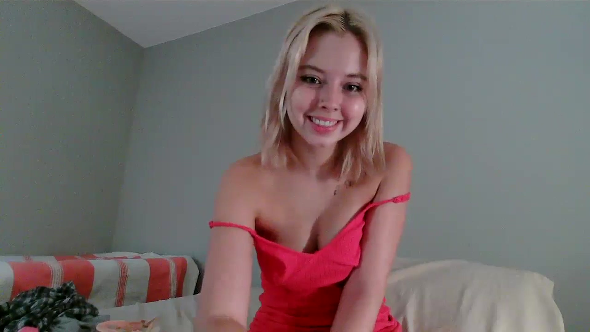 Gallery image thumbnail from minnesotagirl's myfreecams stream on, 07/03/2024, 14:55 image 16 of 20