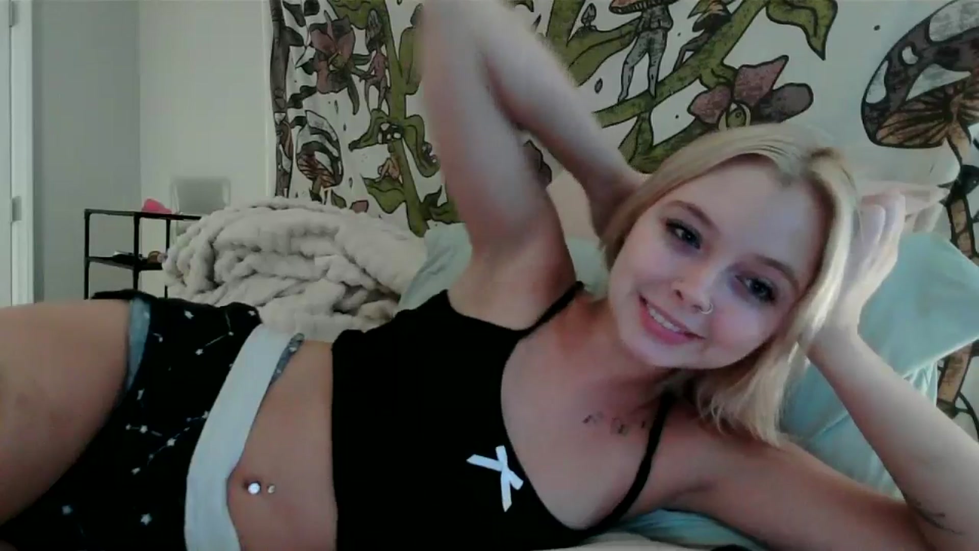 Gallery image thumbnail from minnesotagirl's myfreecams stream on, 07/17/2024, 03:11 image 17 of 20