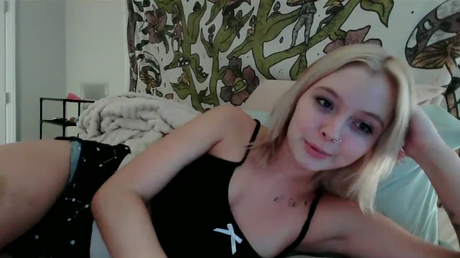 Gallery image thumbnail from minnesotagirl's myfreecams stream on, 07/17/2024, 03:11 image 18 of 20