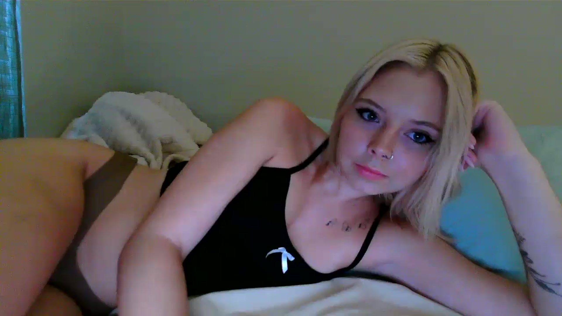 Gallery image thumbnail from minnesotagirl's myfreecams stream on, 07/29/2024, 18:50 image 15 of 20
