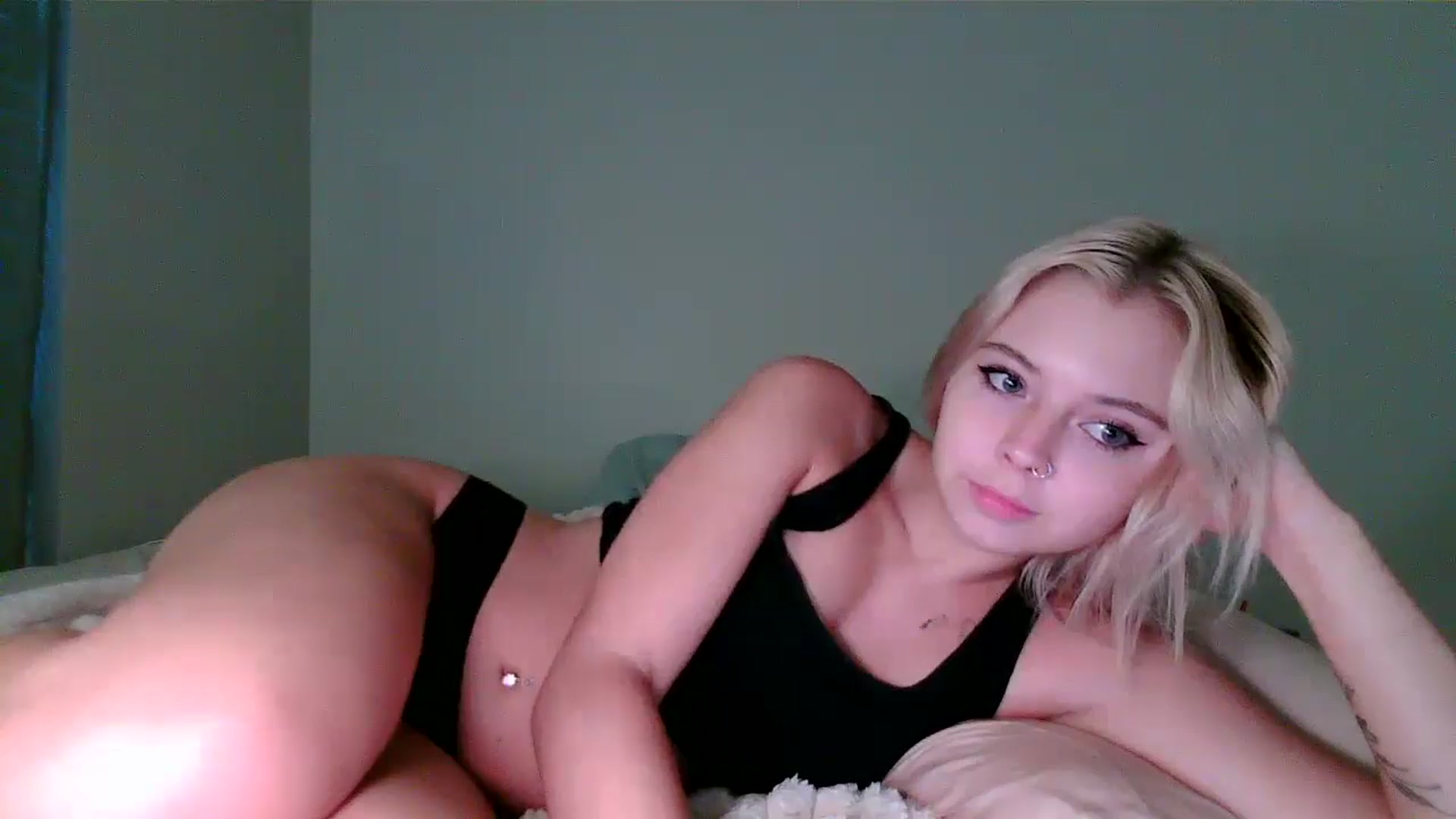 Gallery image thumbnail from minnesotagirl's myfreecams stream on, 08/05/2024, 23:36 image 11 of 20