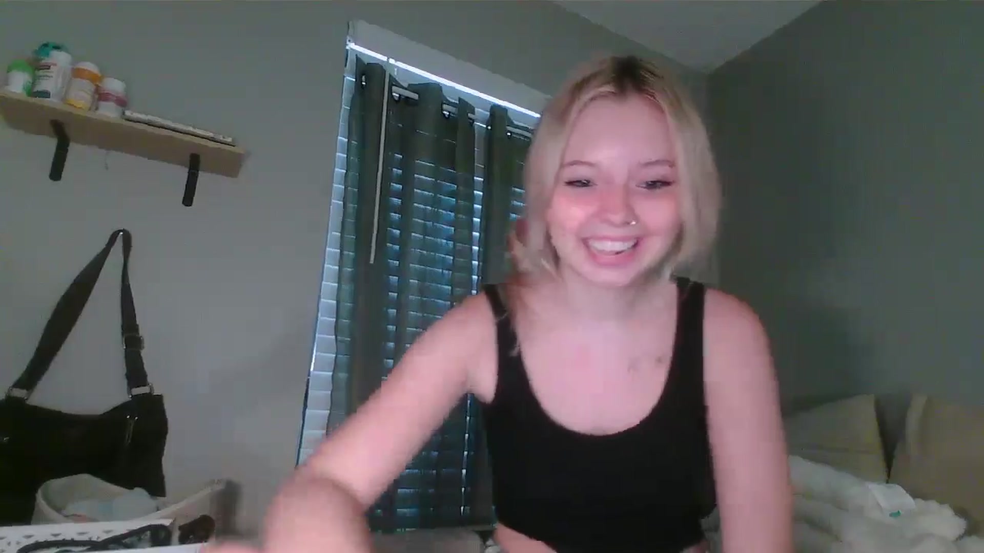 Gallery image thumbnail from minnesotagirl's myfreecams stream on, 09/27/2024, 21:00 image 10 of 20