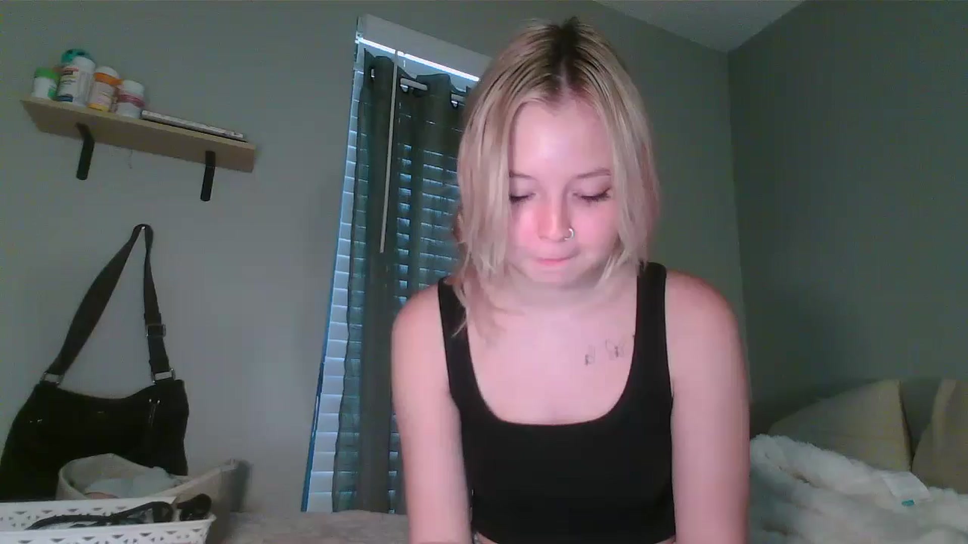 Gallery image thumbnail from minnesotagirl's myfreecams stream on, 09/27/2024, 21:00 image 8 of 20