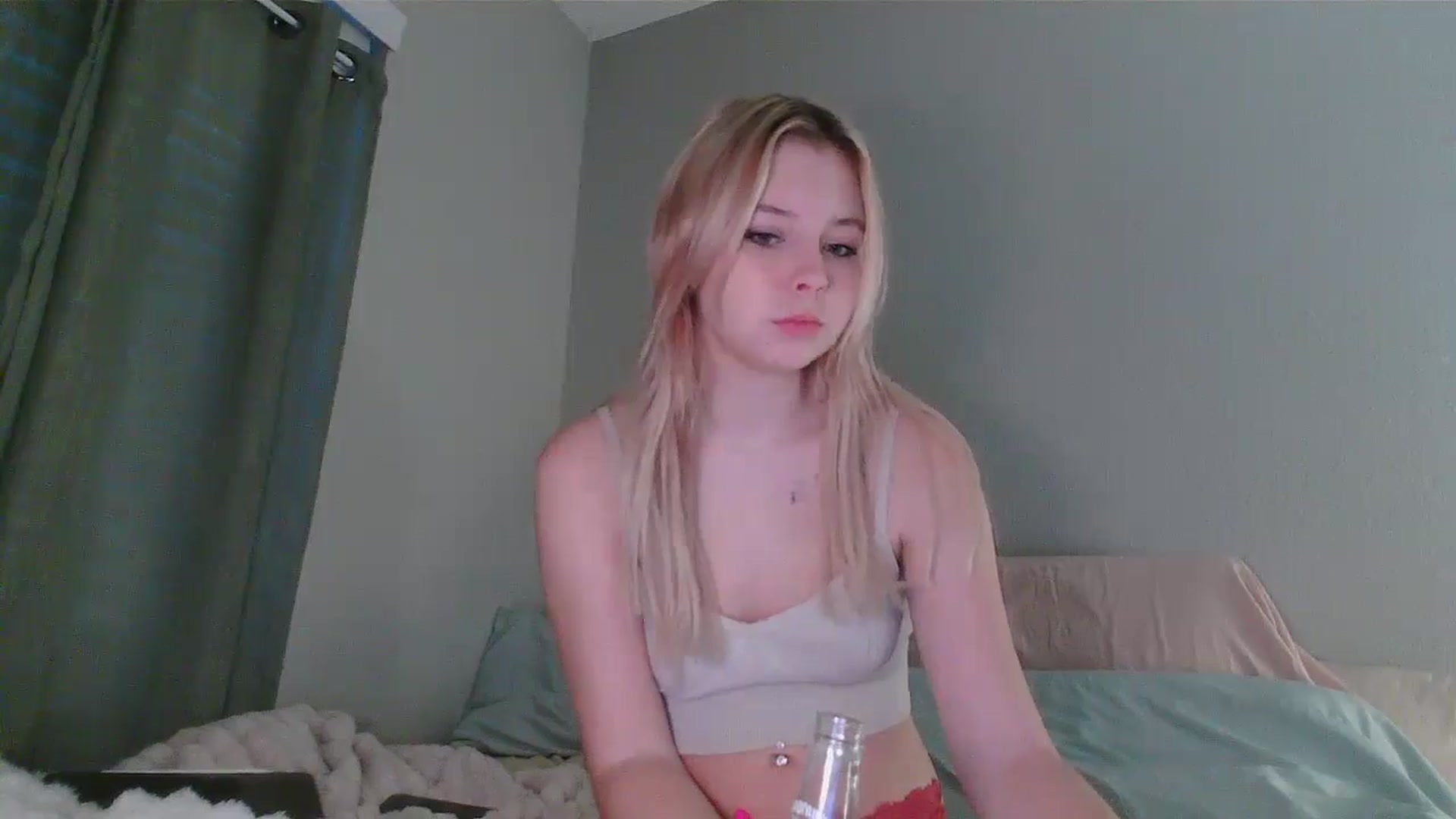 Gallery image thumbnail from minnesotagirl's myfreecams stream on, 10/22/2024, 22:17 image 15 of 20