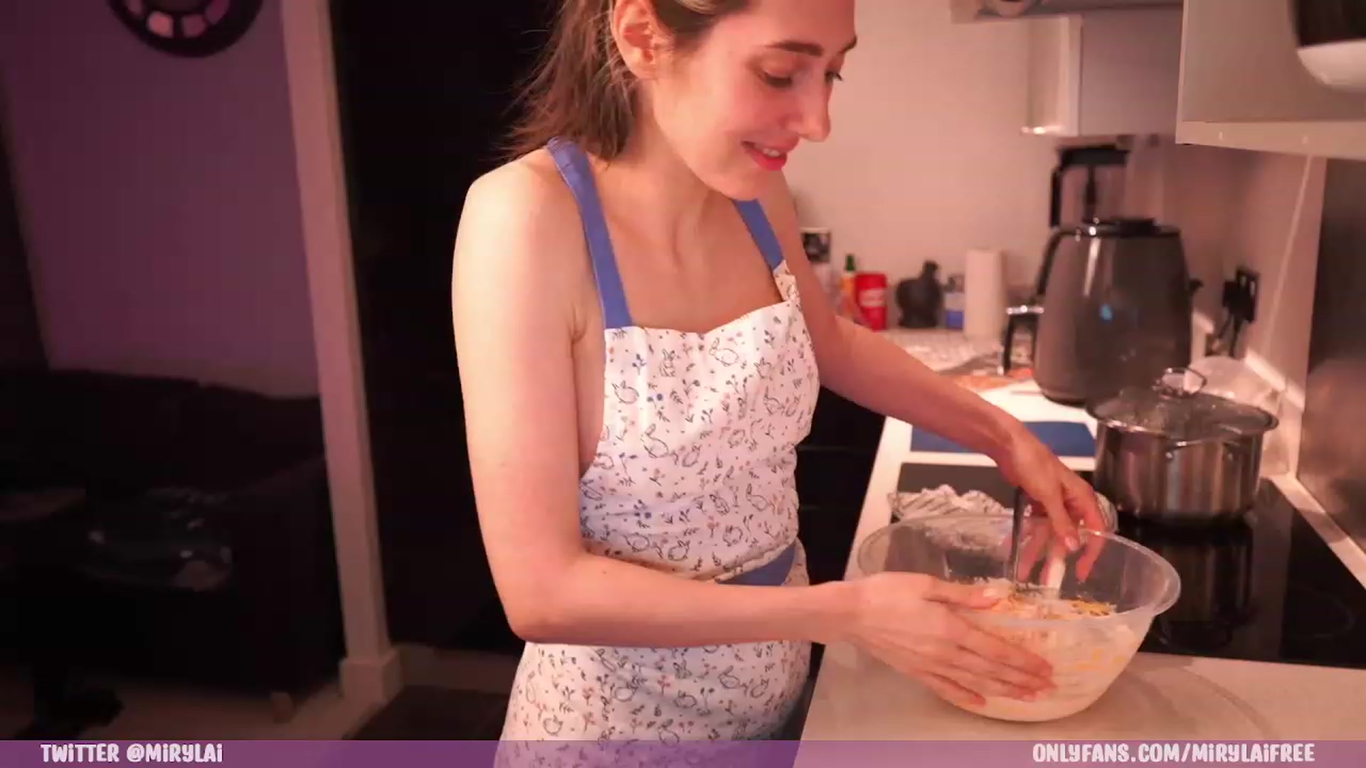 Gallery image thumbnail from mirylai's myfreecams stream on, 03/03/2023, 23:08 image 2 of 20
