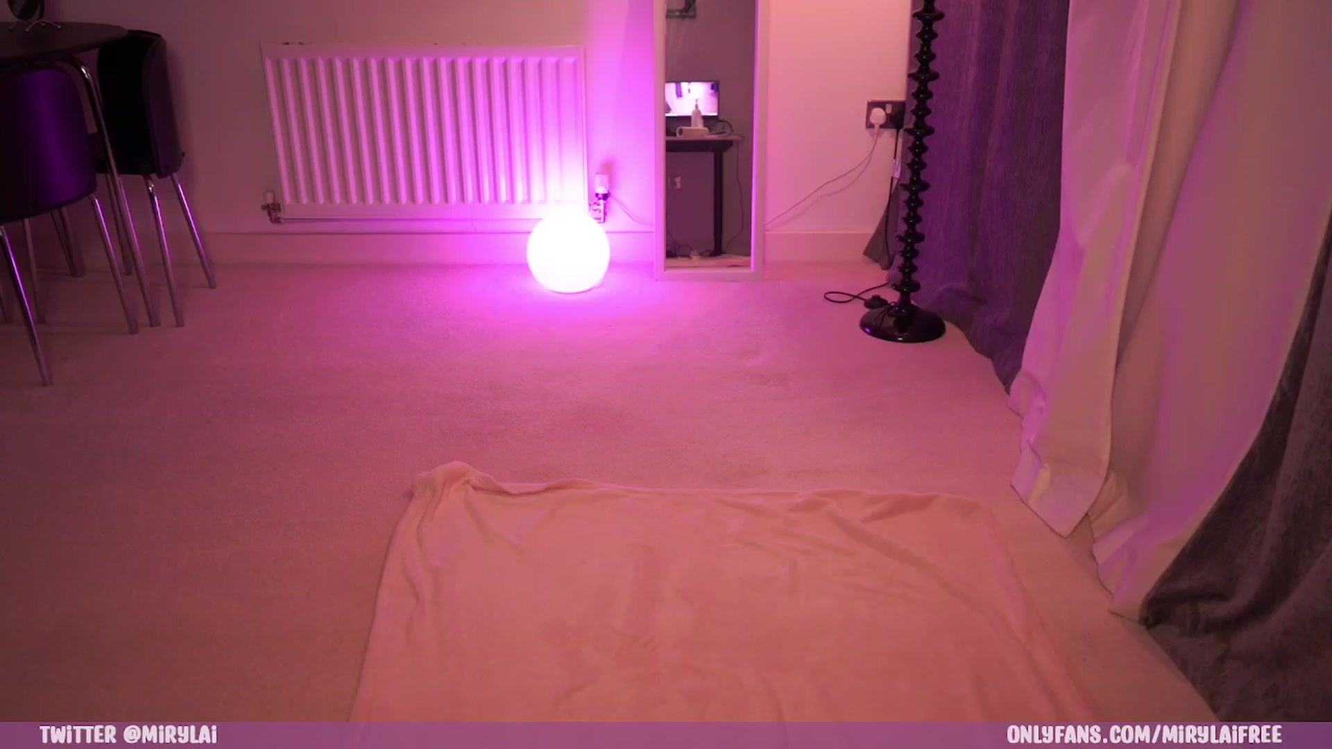 Gallery image thumbnail from mirylai's myfreecams stream on, 03/11/2023, 23:54 image 14 of 20