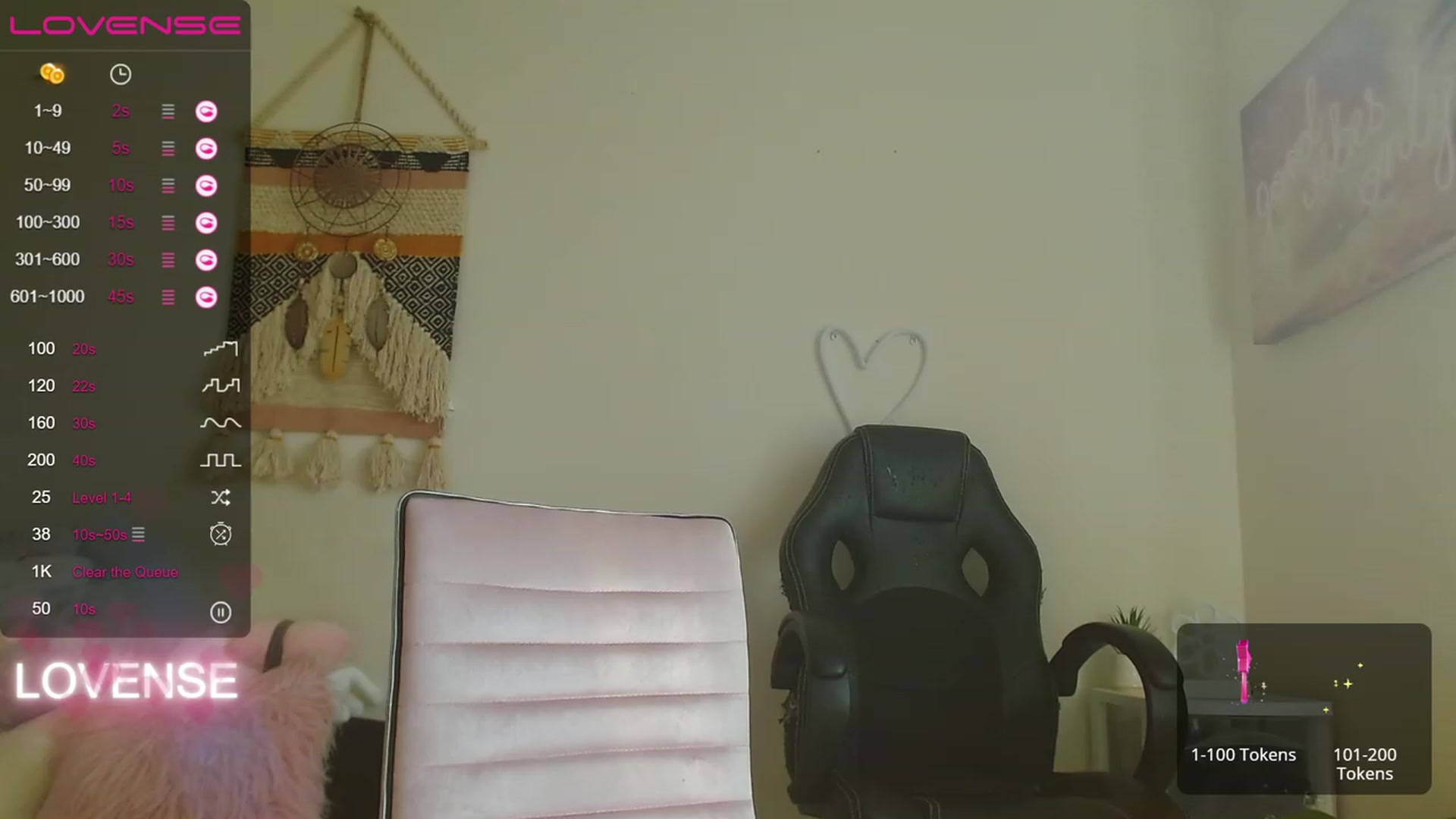 Gallery image thumbnail from misiu98's myfreecams stream on, 12/01/2022, 19:00 image 10 of 20