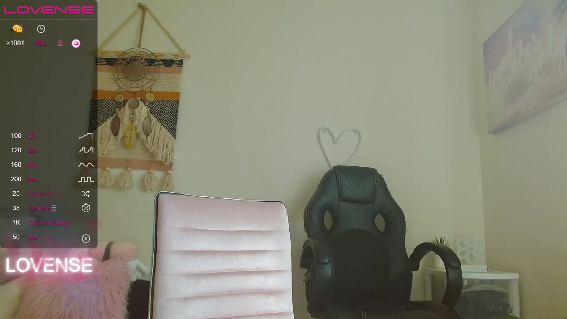 Gallery image thumbnail from misiu98's myfreecams stream on, 12/01/2022, 19:00 image 9 of 20