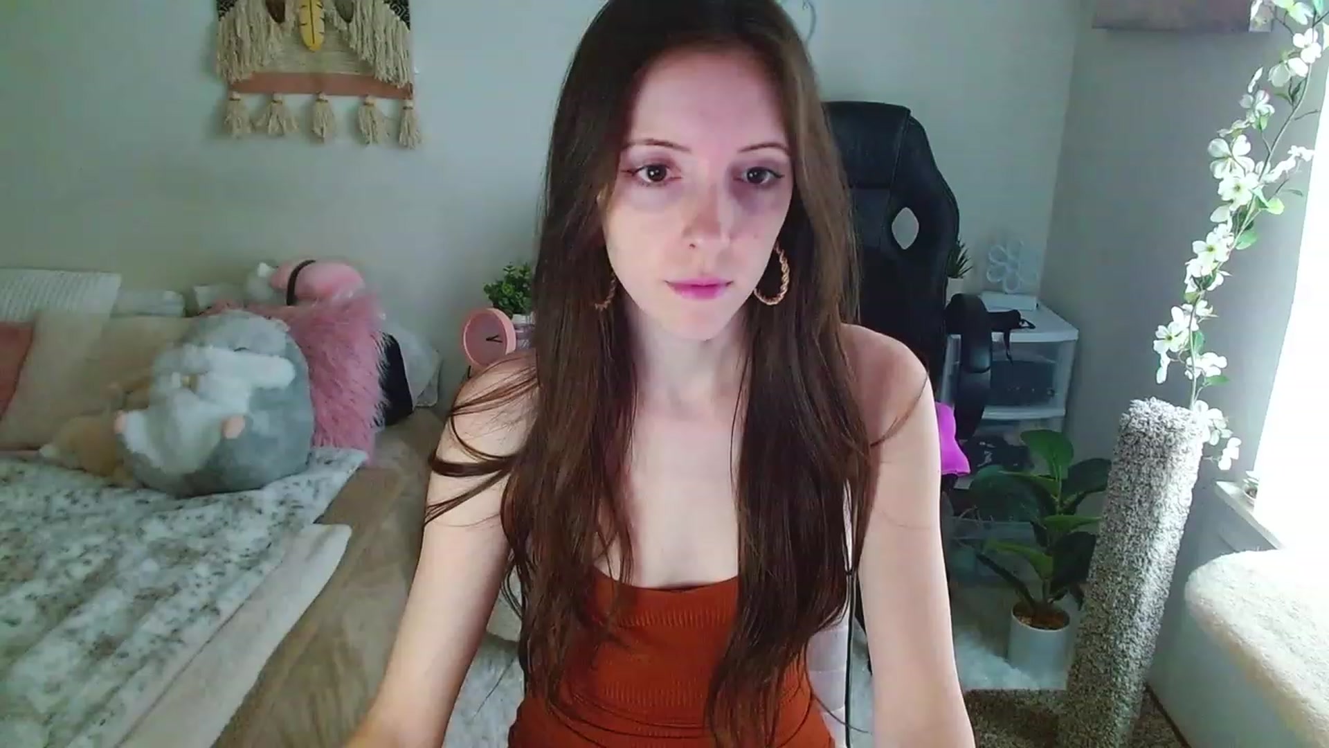 Gallery image thumbnail from misiu98's myfreecams stream on, 12/15/2022, 18:29 image 13 of 20