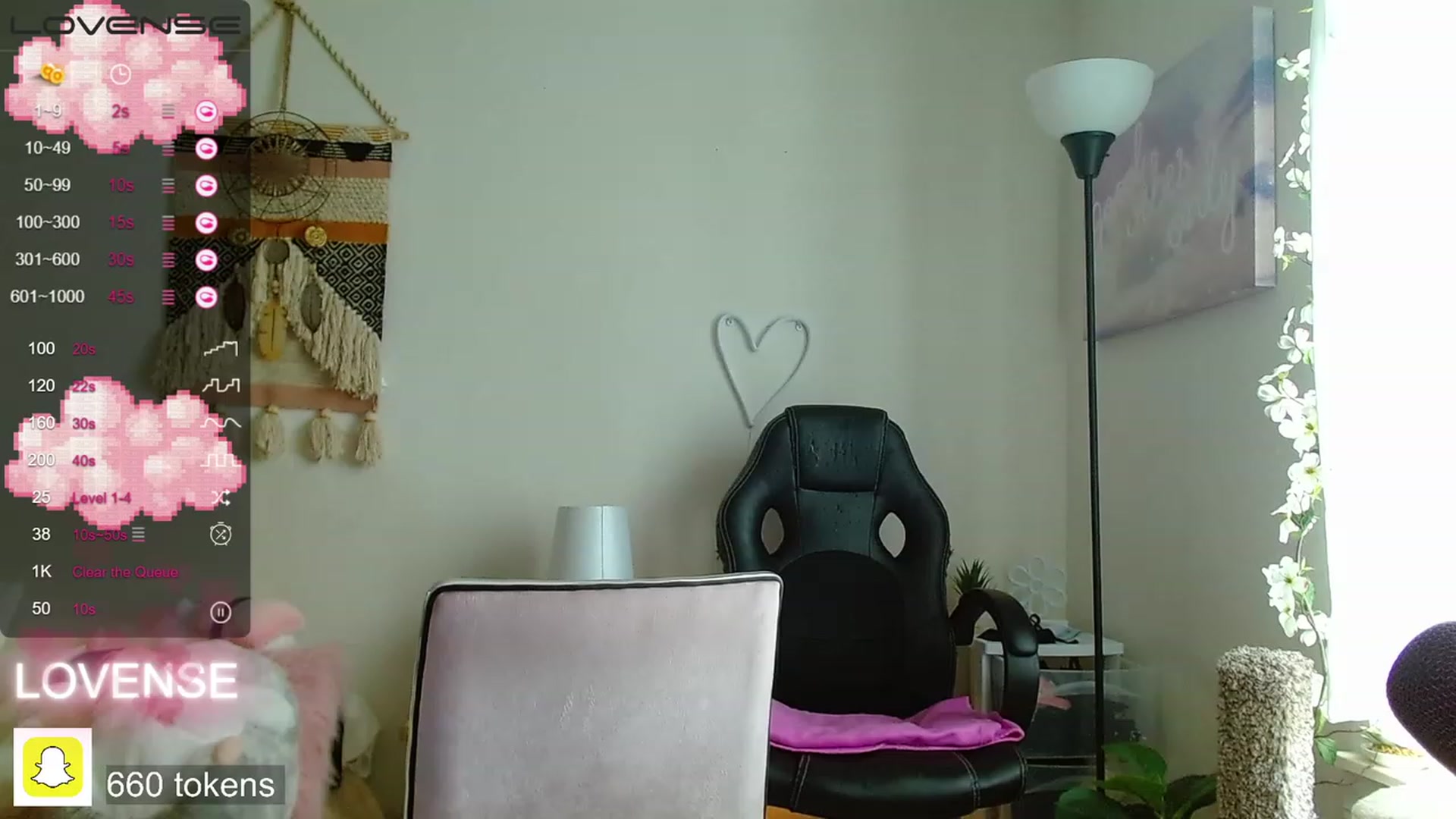 Gallery image thumbnail from misiu98's myfreecams stream on, 12/24/2022, 19:51 image 10 of 20