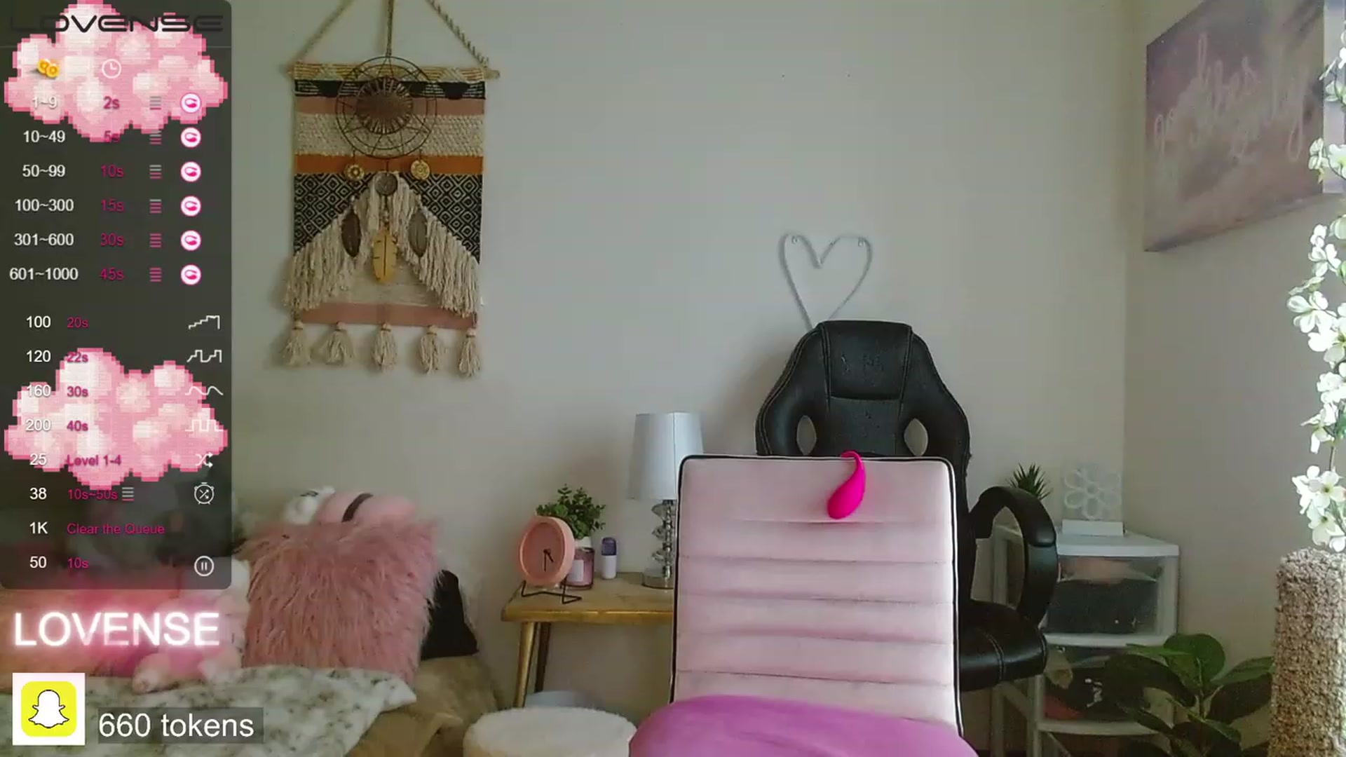 Gallery image thumbnail from misiu98's myfreecams stream on, 01/04/2023, 20:46 image 13 of 20