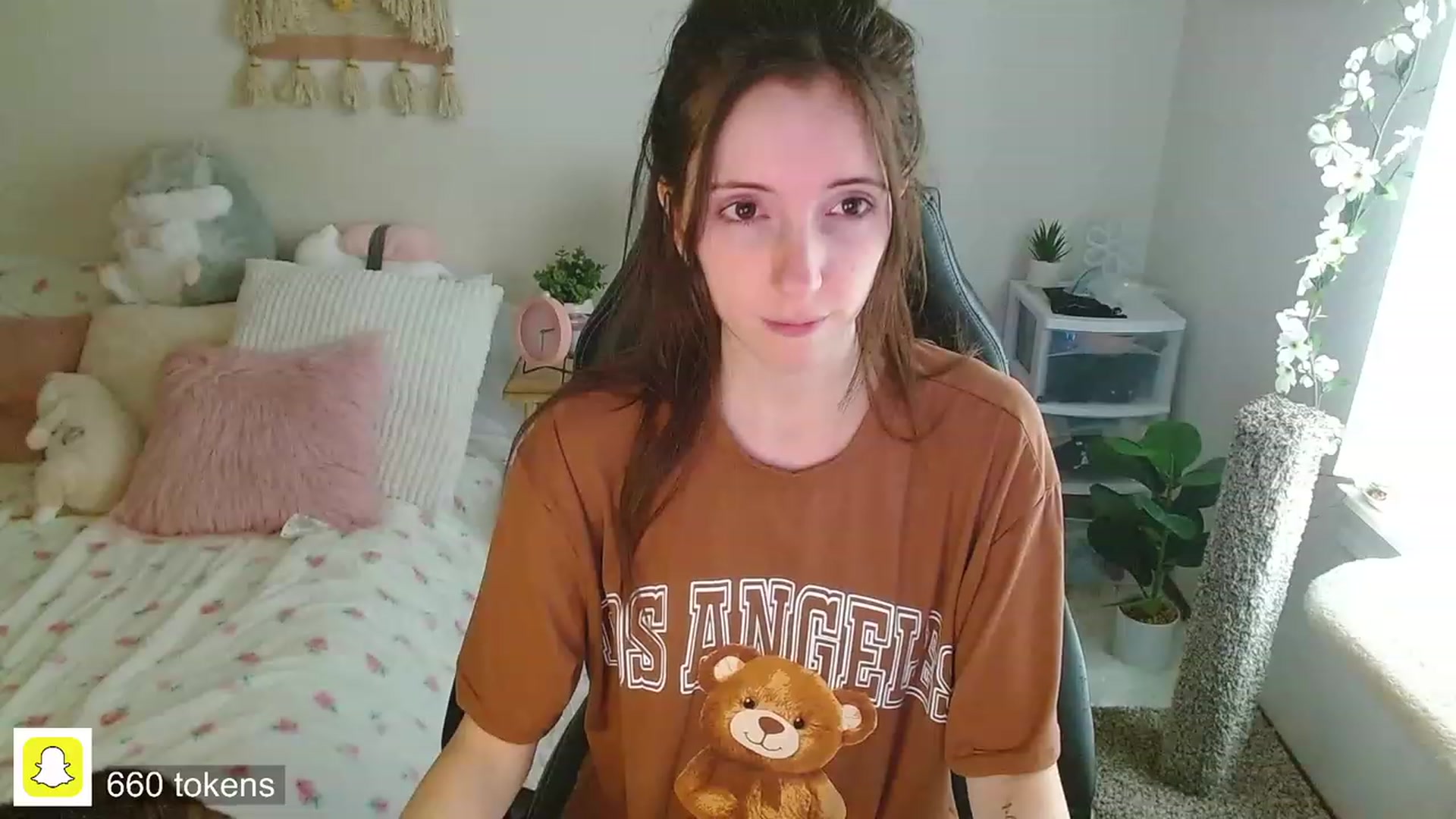 Gallery image thumbnail from misiu98's myfreecams stream on, 01/06/2023, 19:33 image 19 of 20