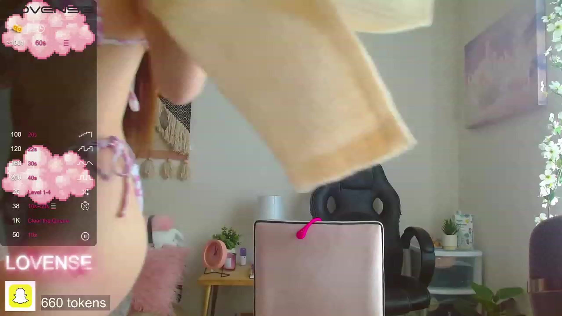 Gallery image thumbnail from misiu98's myfreecams stream on, 02/04/2023, 18:14 image 8 of 20