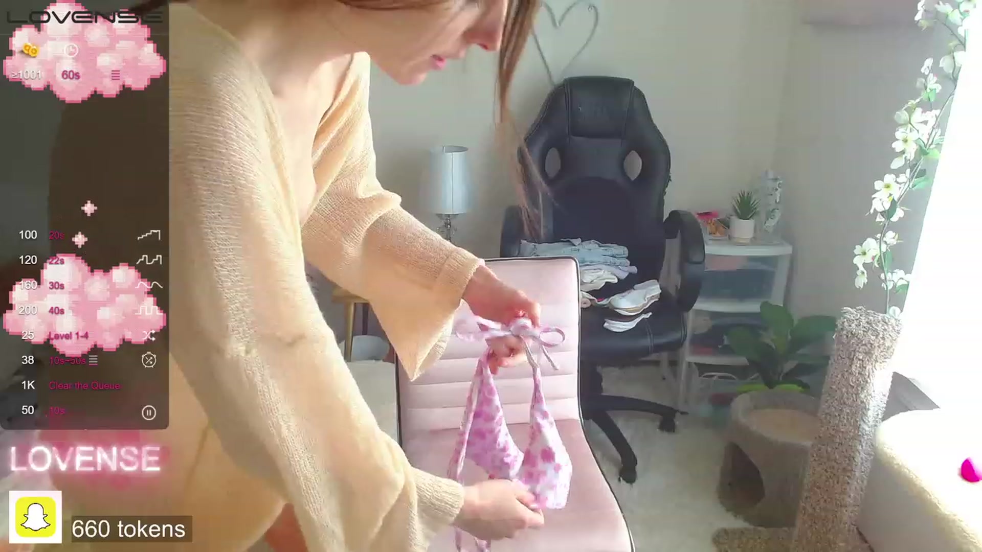 Gallery image thumbnail from misiu98's myfreecams stream on, 02/04/2023, 19:03 image 17 of 20