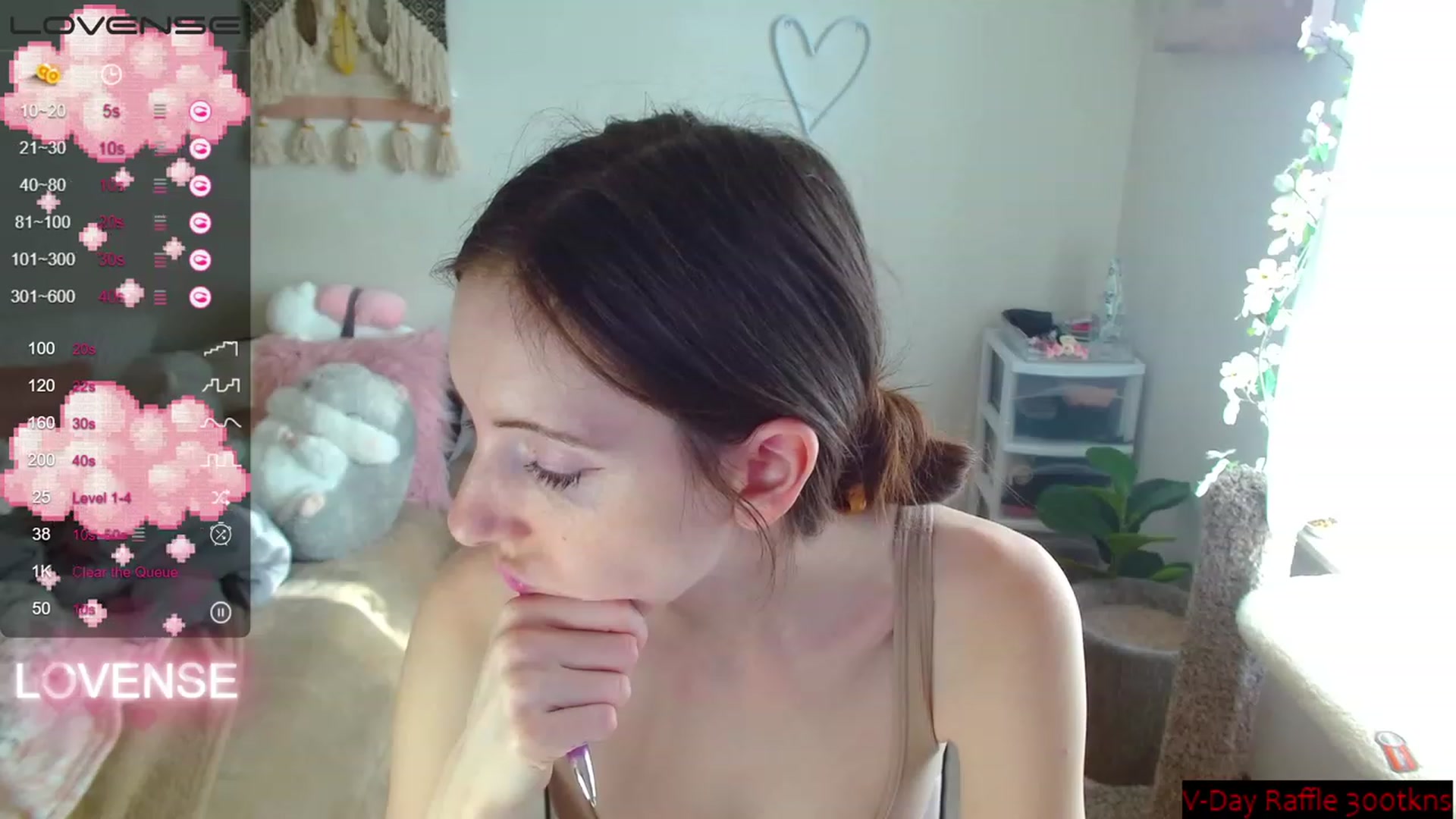 Gallery image thumbnail from misiu98's myfreecams stream on, 02/10/2023, 21:46 image 5 of 20