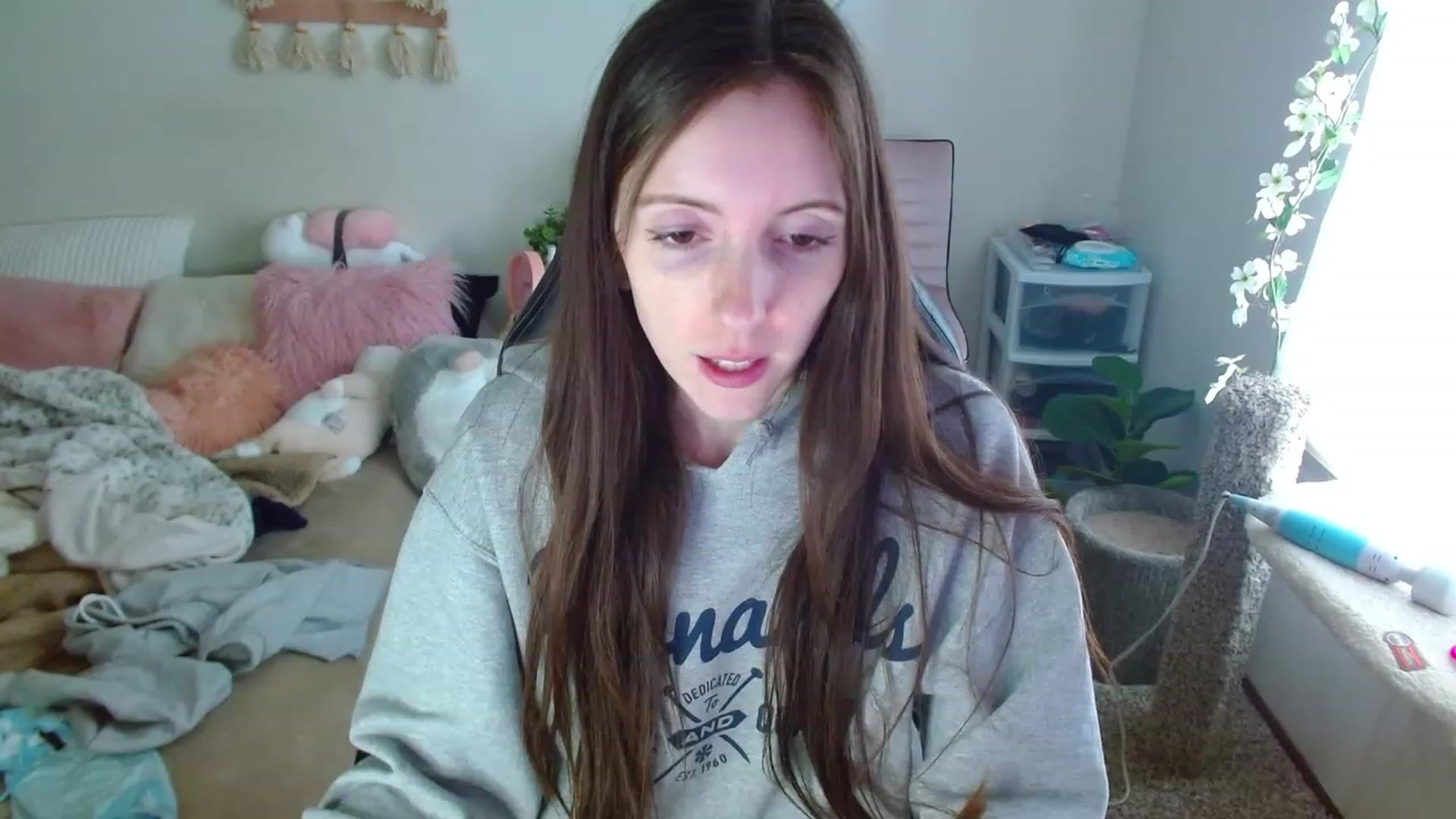 Gallery image thumbnail from misiu98's myfreecams stream on, 02/17/2023, 20:44 image 8 of 20