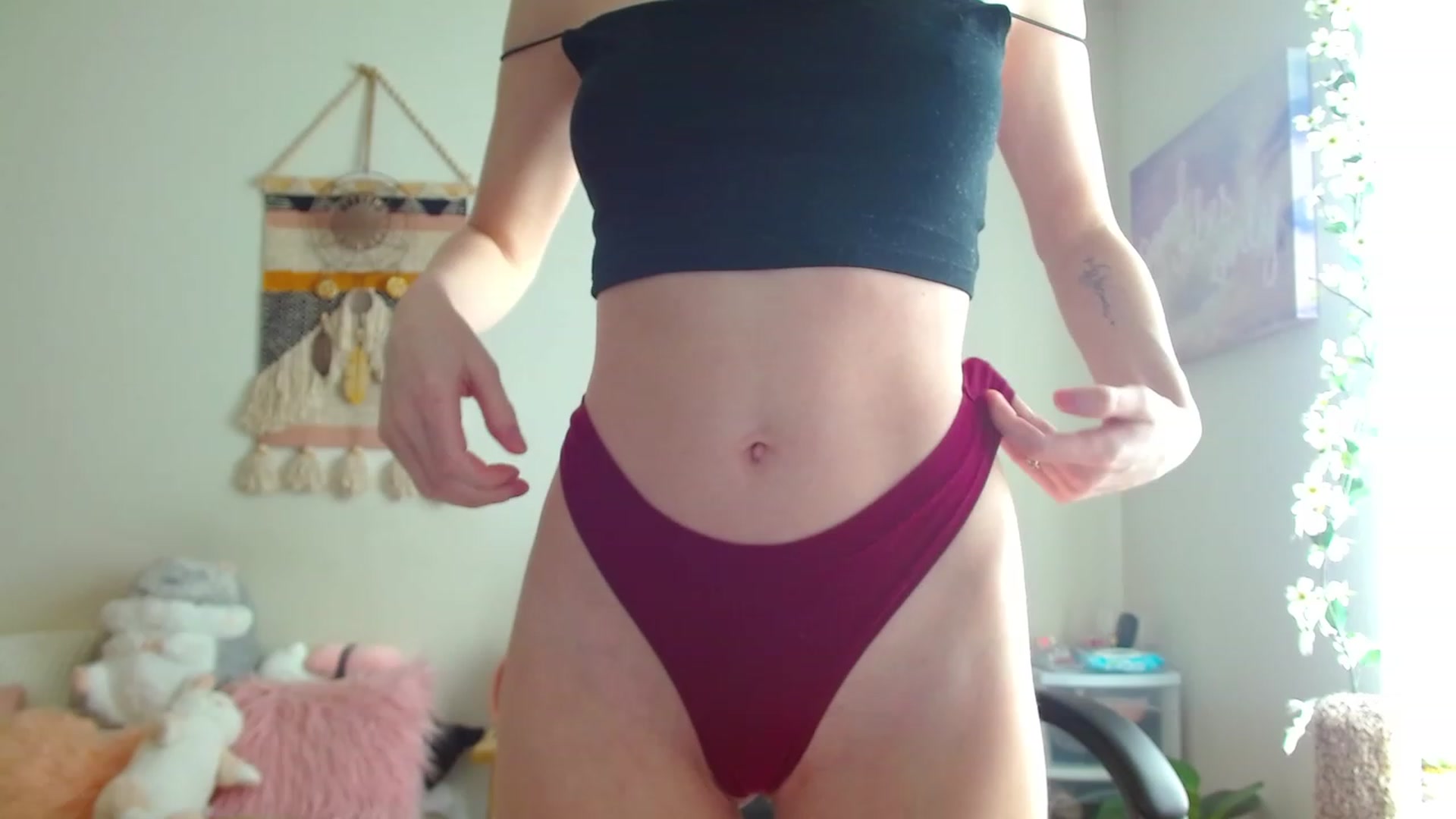 Gallery image thumbnail from misiu98's myfreecams stream on, 02/28/2023, 18:11 image 7 of 20