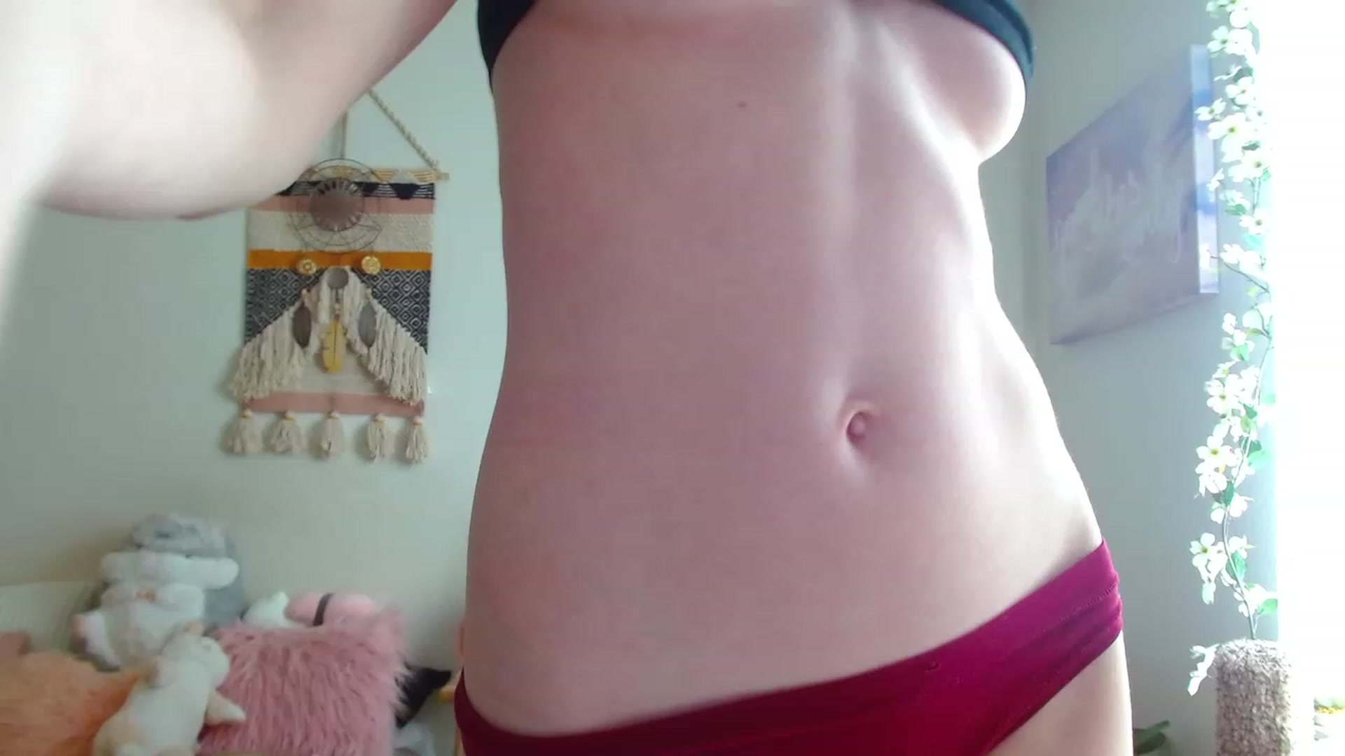 Gallery image thumbnail from misiu98's myfreecams stream on, 02/28/2023, 18:11 image 8 of 20