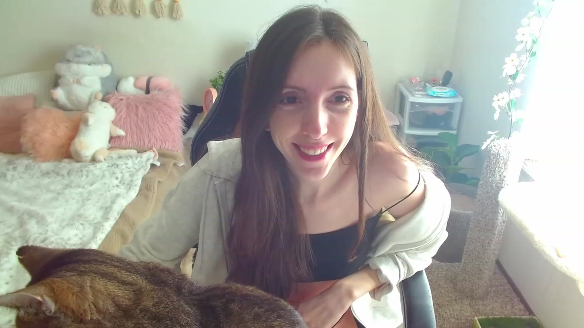 Gallery image thumbnail from misiu98's myfreecams stream on, 02/28/2023, 18:45 image 13 of 20