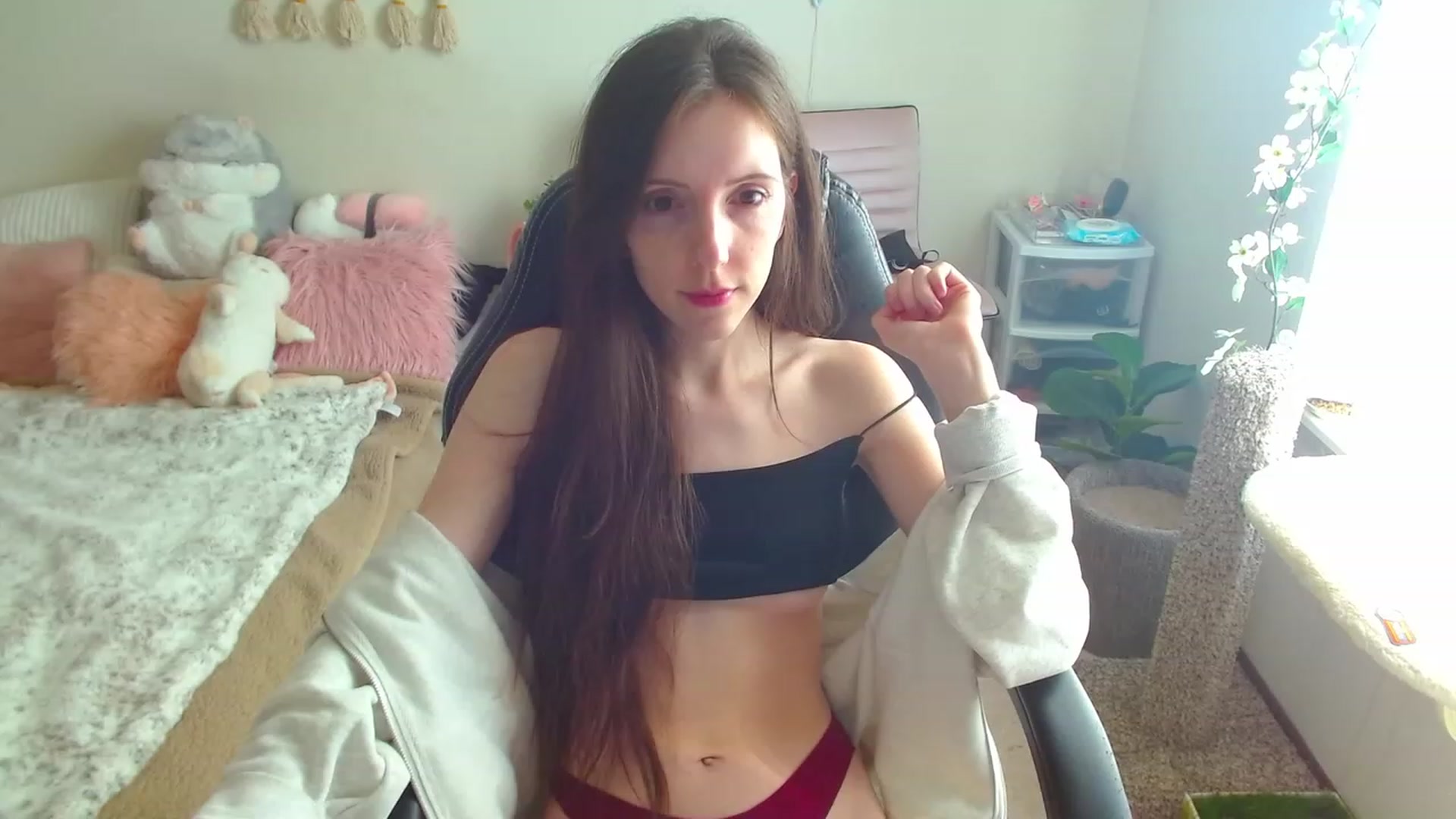 Gallery image thumbnail from misiu98's myfreecams stream on, 02/28/2023, 18:45 image 6 of 20