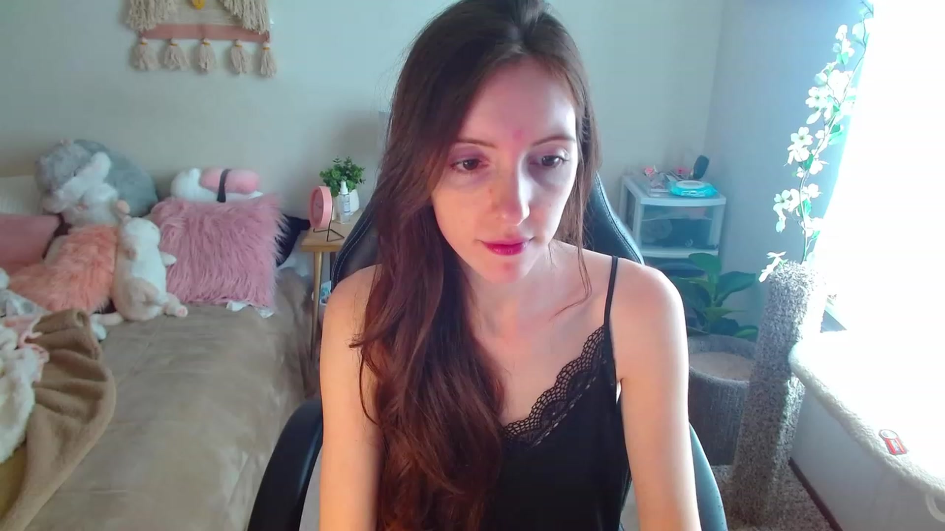 Gallery image thumbnail from misiu98's myfreecams stream on, 03/02/2023, 18:49 image 20 of 20