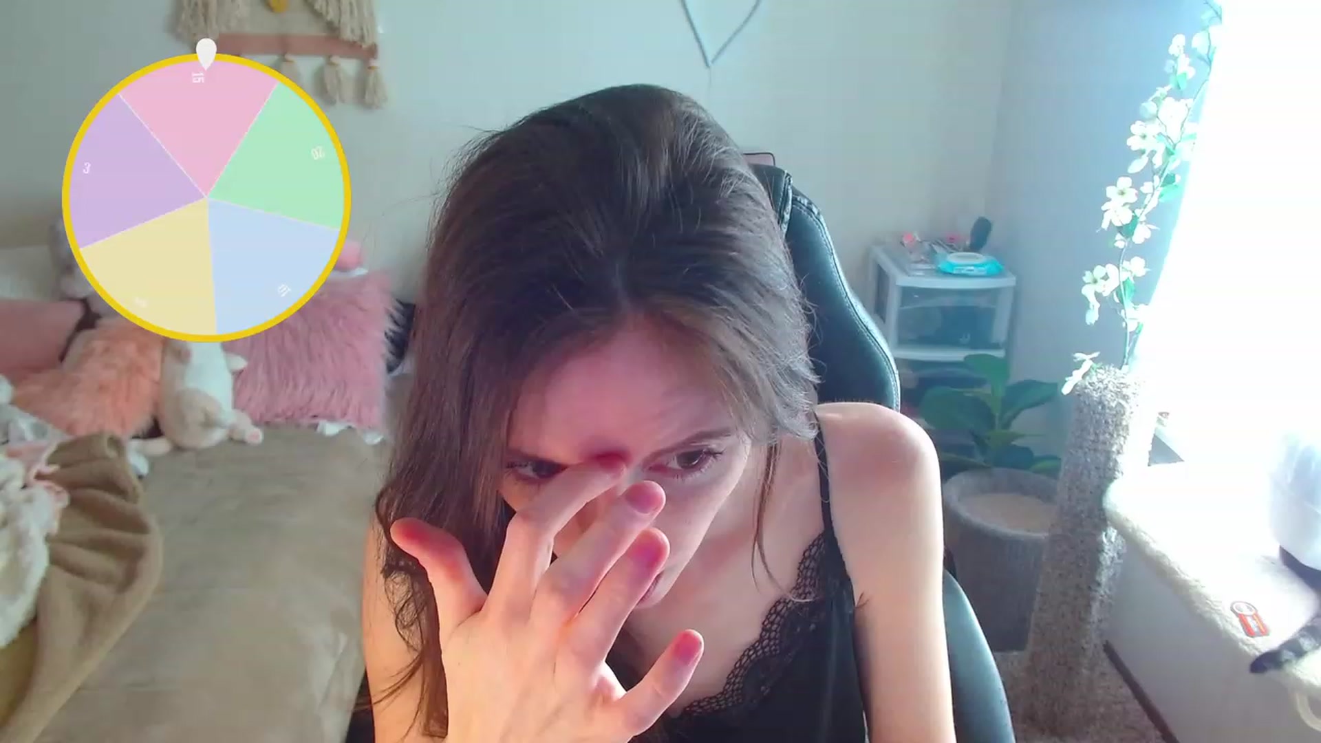 Gallery image thumbnail from misiu98's myfreecams stream on, 03/02/2023, 18:49 image 15 of 20