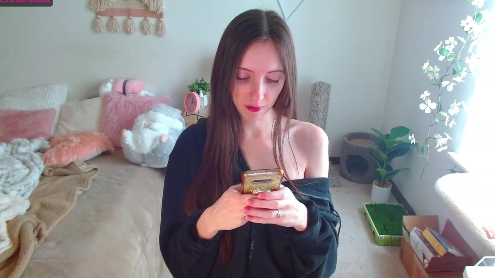 Gallery image thumbnail from misiu98's myfreecams stream on, 03/16/2023, 17:28 image 9 of 20