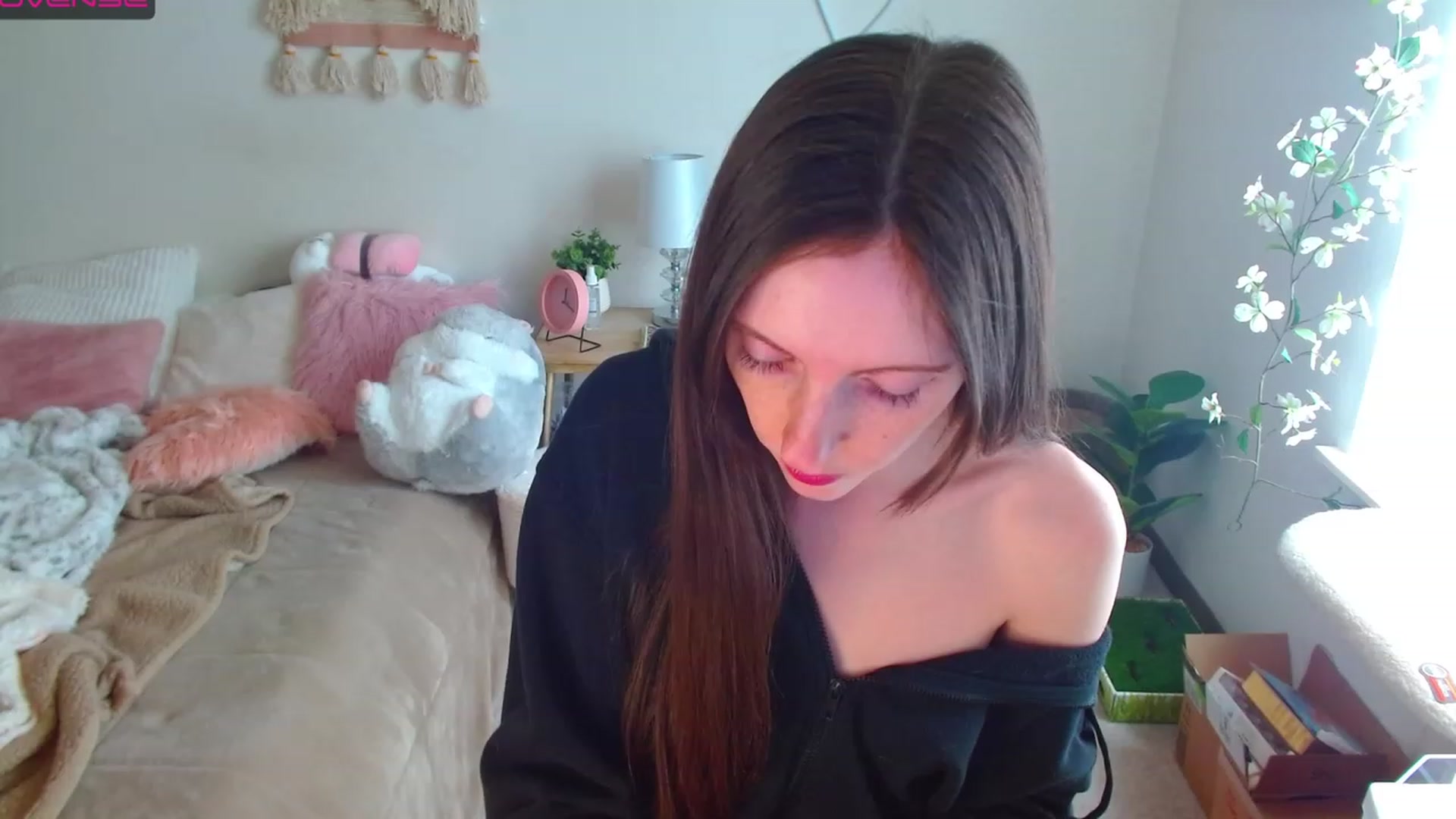 Gallery image thumbnail from misiu98's myfreecams stream on, 03/16/2023, 17:28 image 14 of 20