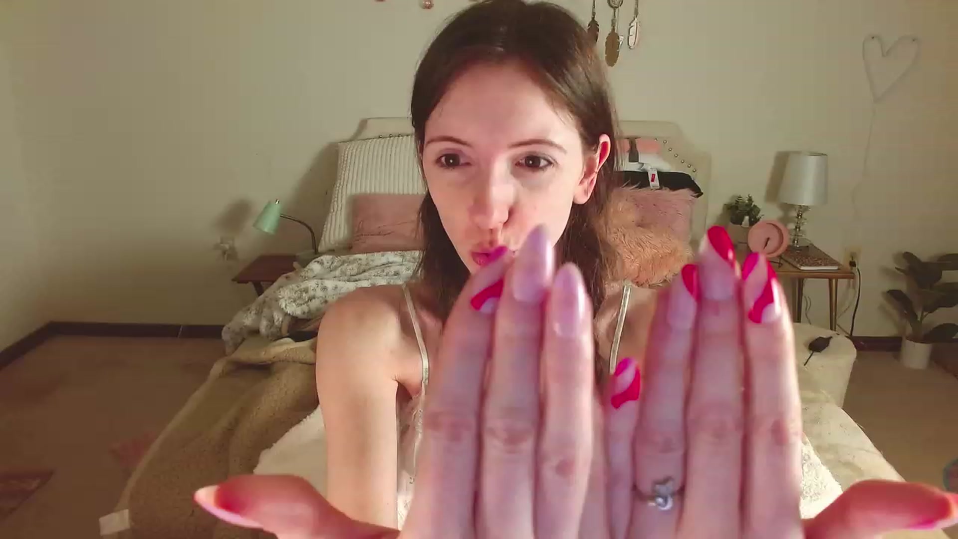 Gallery image thumbnail from misiu98's myfreecams stream on, 03/23/2023, 12:02 image 4 of 20