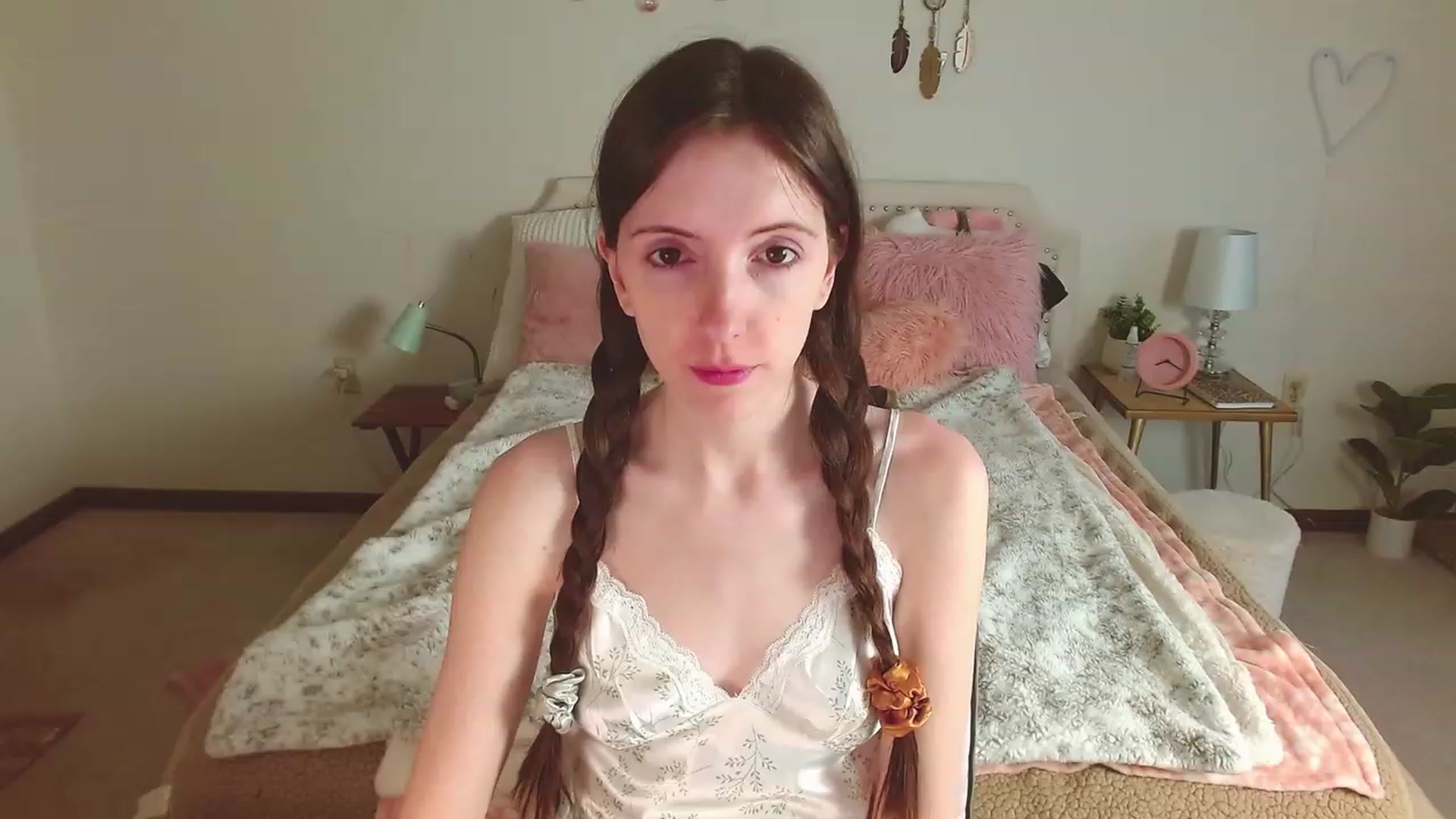Gallery image thumbnail from misiu98's myfreecams stream on, 03/23/2023, 13:25 image 19 of 20