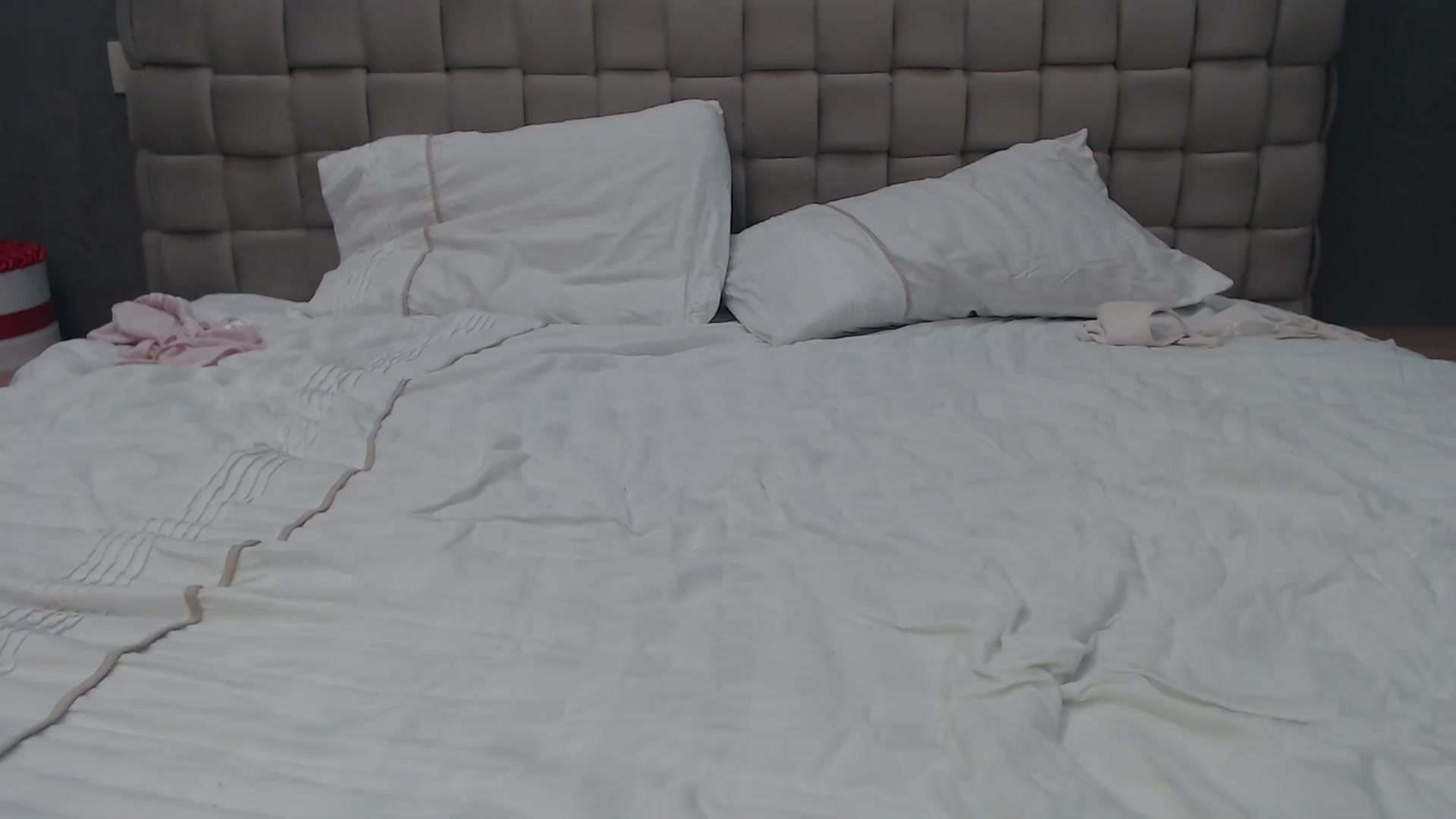Gallery image thumbnail from miss1emmy's myfreecams stream on, 06/11/2025, 06:18 image 11 of 20