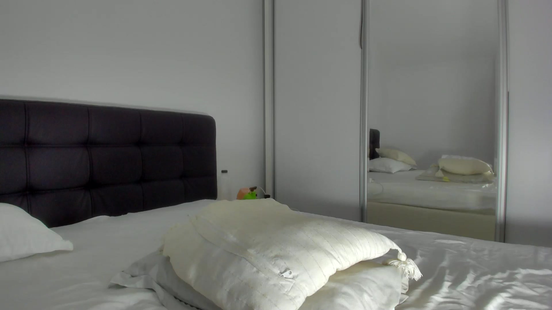 Gallery image thumbnail from miss_alessia1's myfreecams stream on, 09/27/2023, 15:25 image 7 of 20