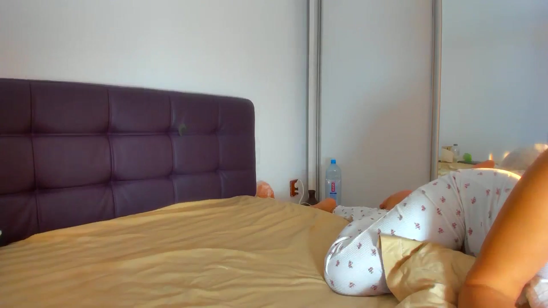Gallery image thumbnail from miss_alessia1's myfreecams stream on, 11/09/2023, 14:14 image 14 of 20