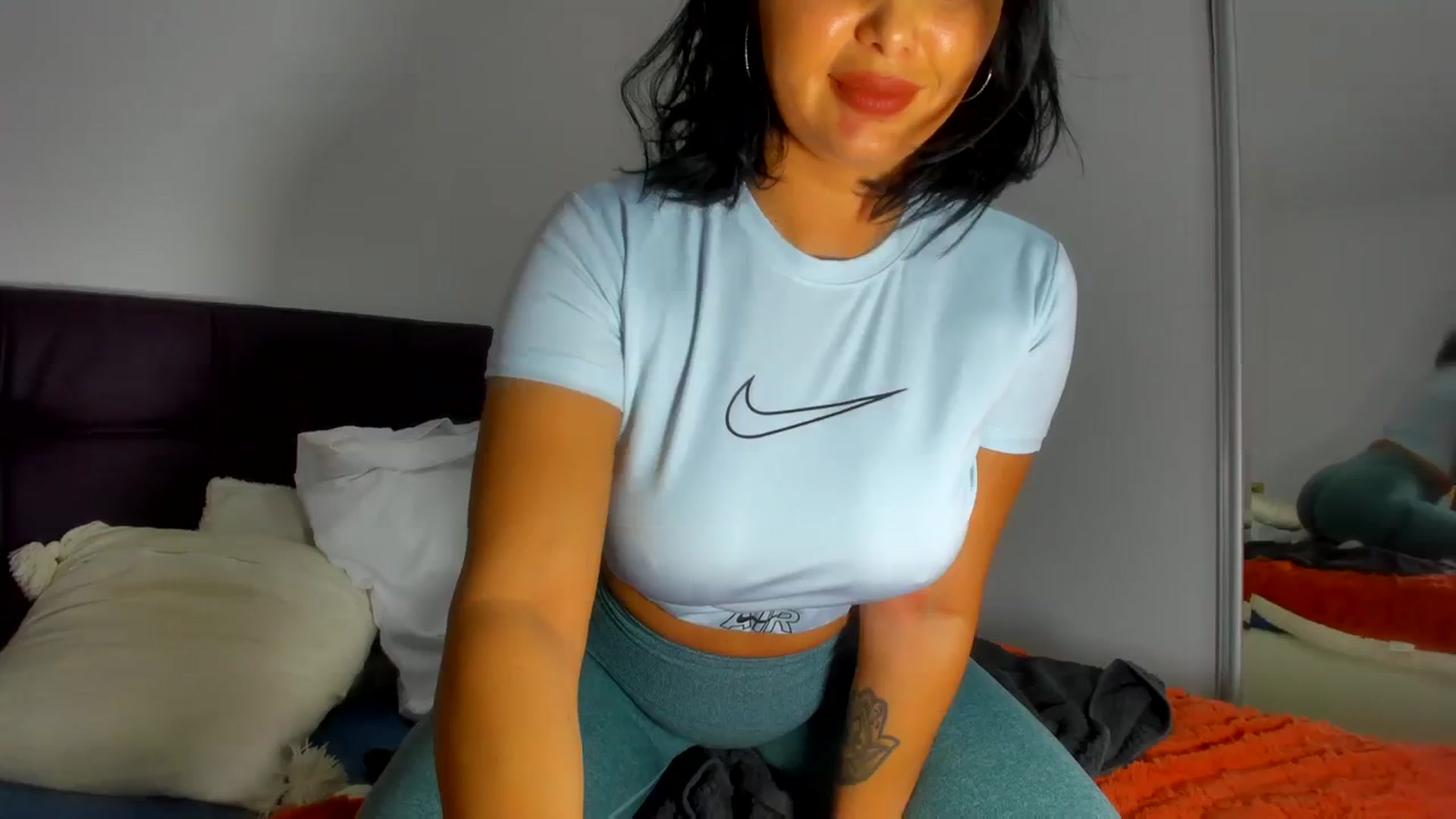 Gallery image thumbnail from miss_alessia1's myfreecams stream on, 01/02/2024, 16:41 image 3 of 20