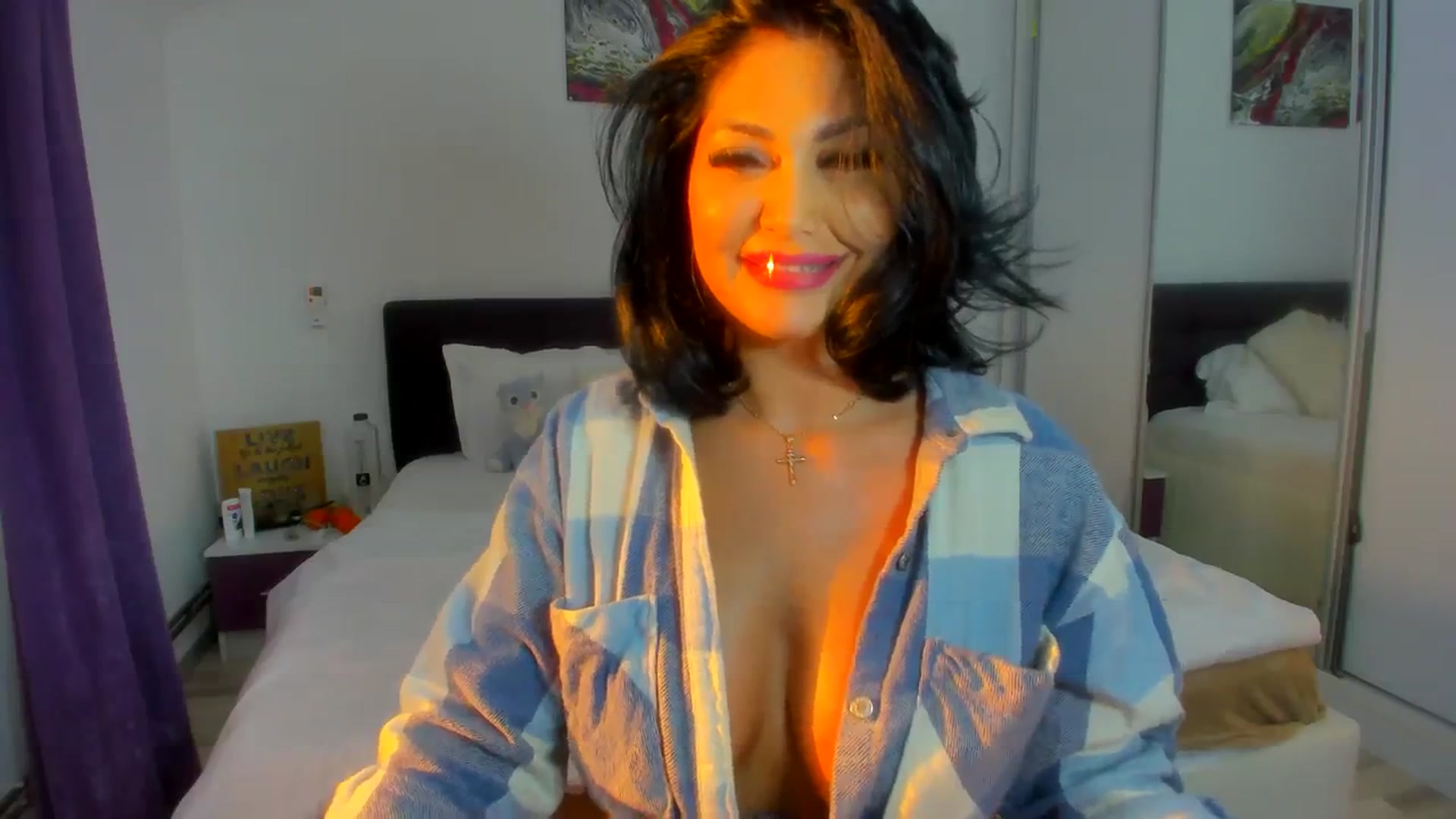 Gallery image thumbnail from miss_alessia1's myfreecams stream on, 03/07/2024, 15:23 image 4 of 20