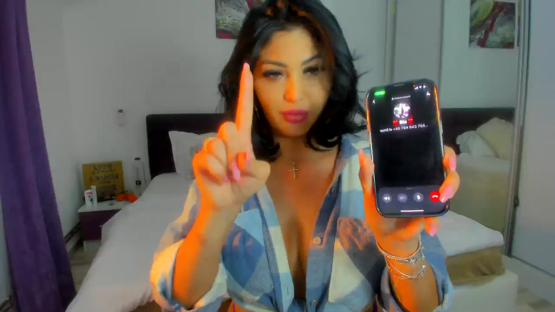 Gallery image thumbnail from miss_alessia1's myfreecams stream on, 03/07/2024, 15:23 image 14 of 20