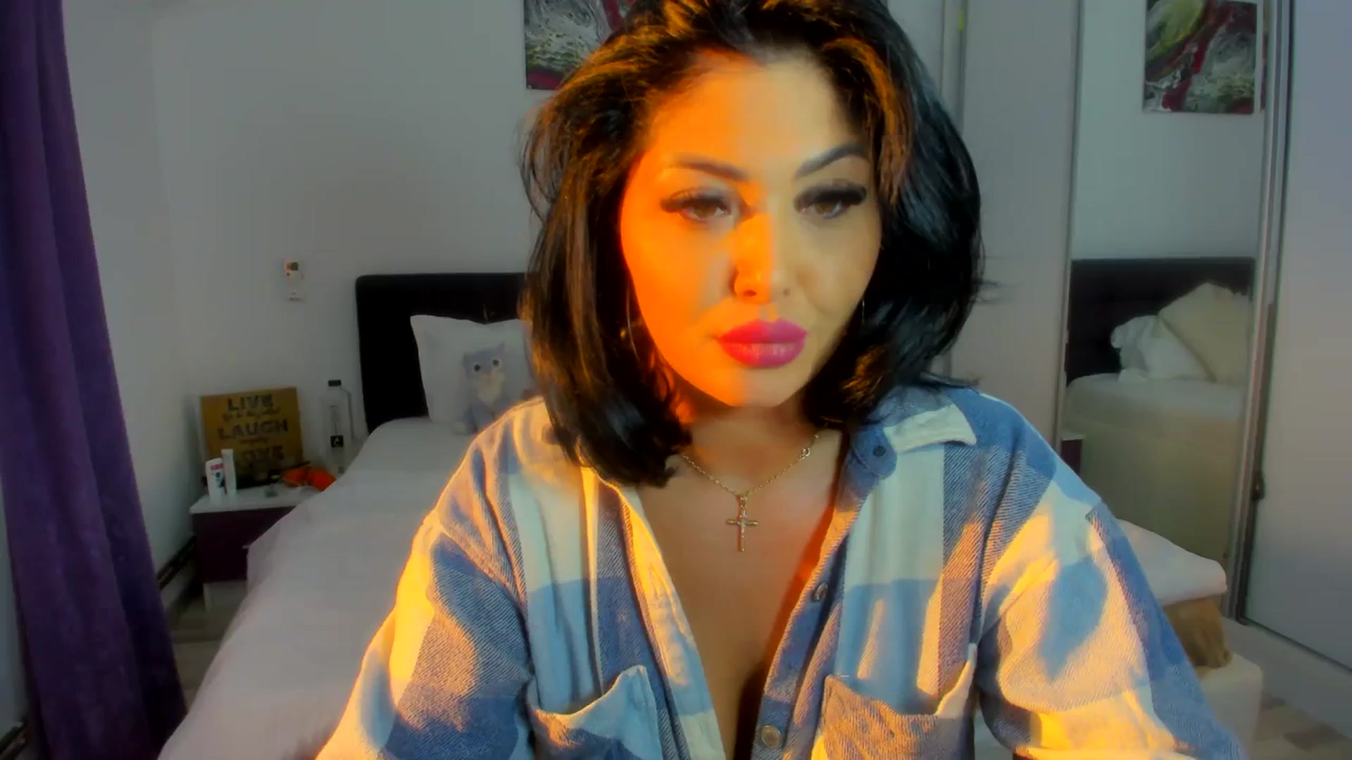 Gallery image thumbnail from miss_alessia1's myfreecams stream on, 03/07/2024, 15:23 image 1 of 20