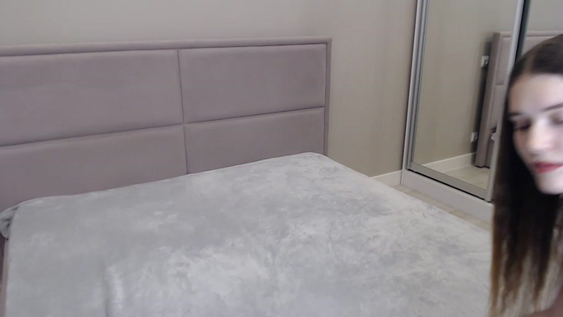 Gallery image thumbnail from miss_crystal_'s myfreecams stream on, 11/20/2022, 18:15 image 15 of 20