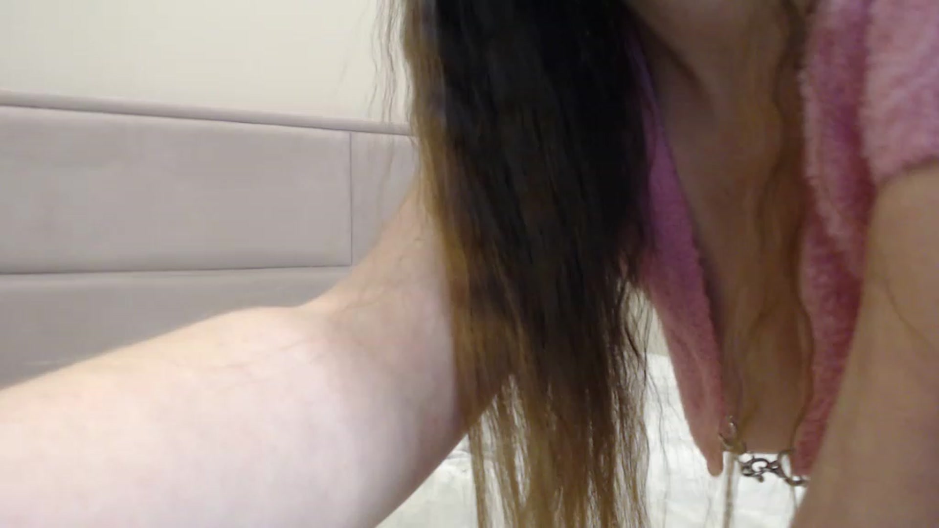Gallery image thumbnail from miss_crystal_'s myfreecams stream on, 11/21/2022, 01:33 image 8 of 20