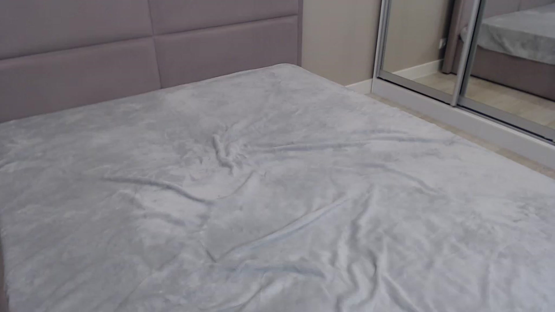 Gallery image thumbnail from miss_crystal_'s myfreecams stream on, 12/01/2022, 13:12 image 12 of 20