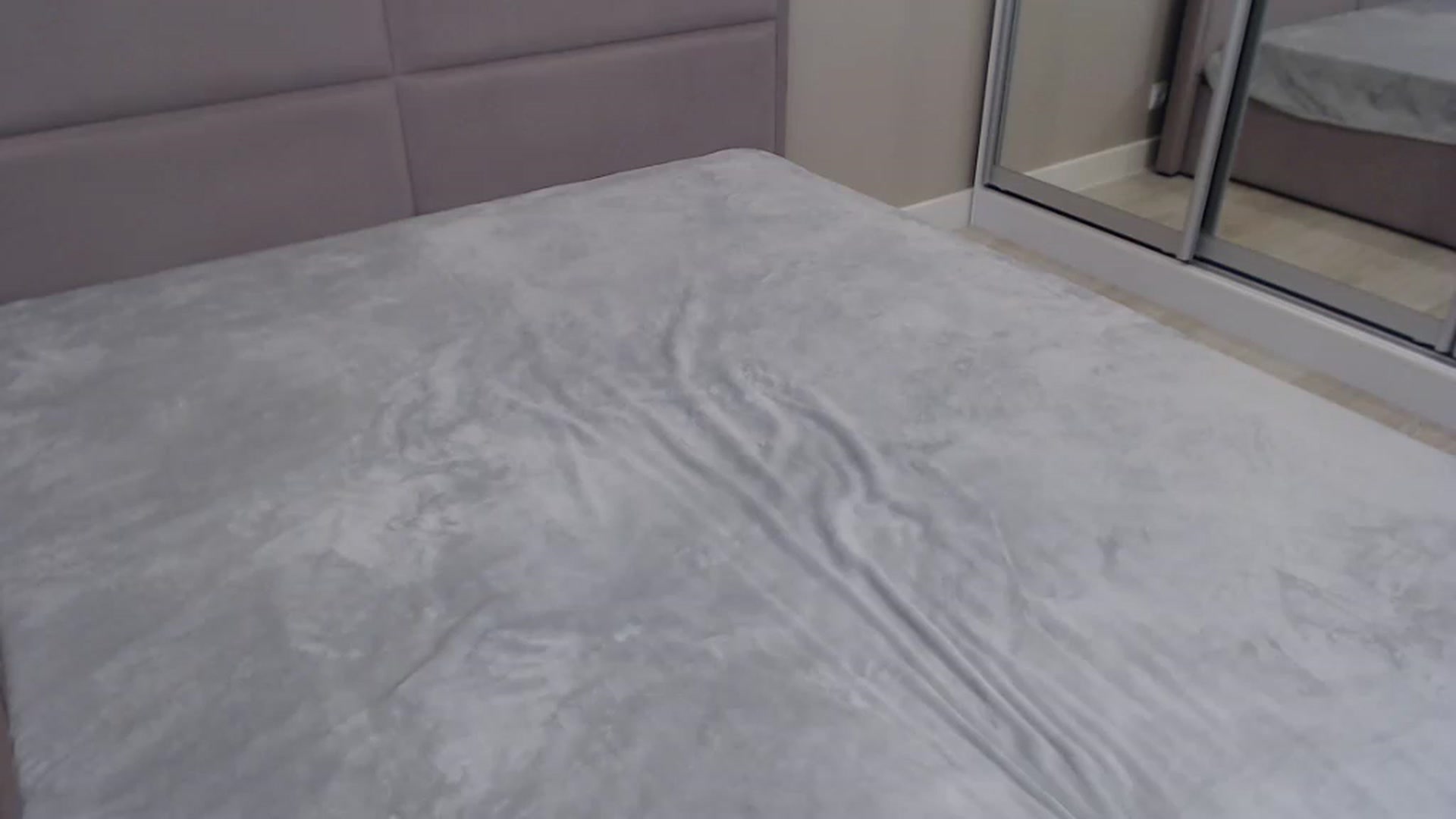 Gallery image thumbnail from miss_crystal_'s myfreecams stream on, 12/01/2022, 13:12 image 2 of 20
