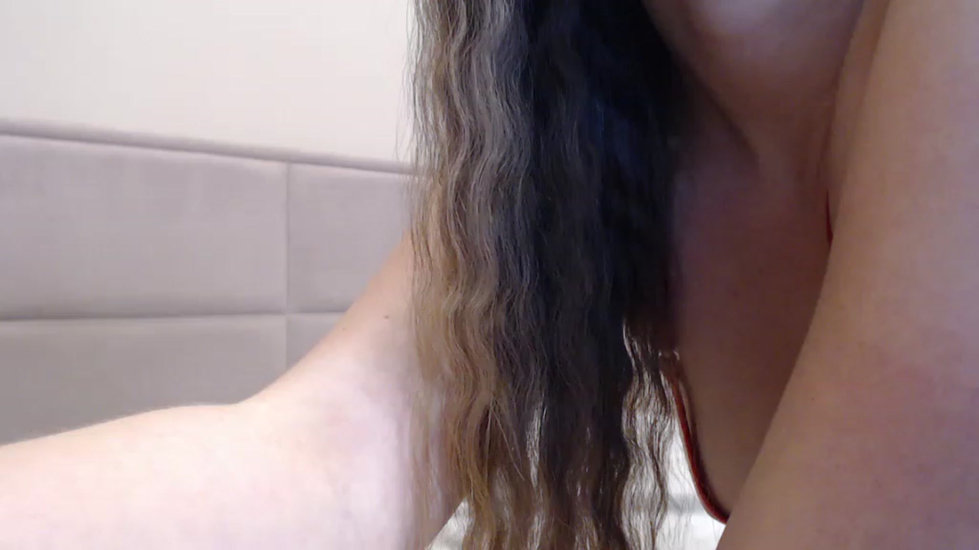 Gallery image thumbnail from miss_crystal_'s myfreecams stream on, 12/07/2022, 21:12 image 1 of 20