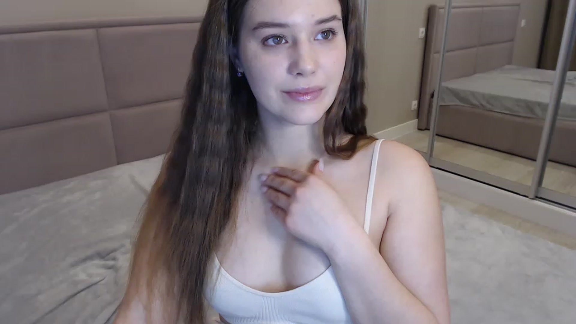 Gallery image thumbnail from miss_crystal_'s myfreecams stream on, 12/09/2022, 20:57 image 18 of 20