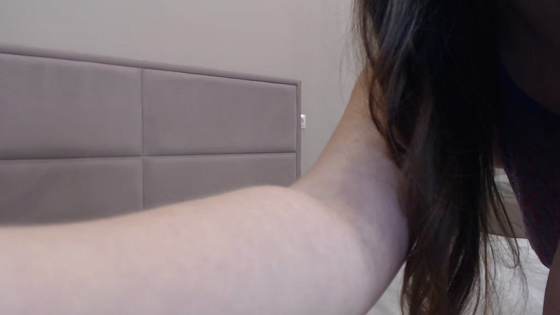 Gallery image thumbnail from miss_crystal_'s myfreecams stream on, 12/10/2022, 21:06 image 8 of 20