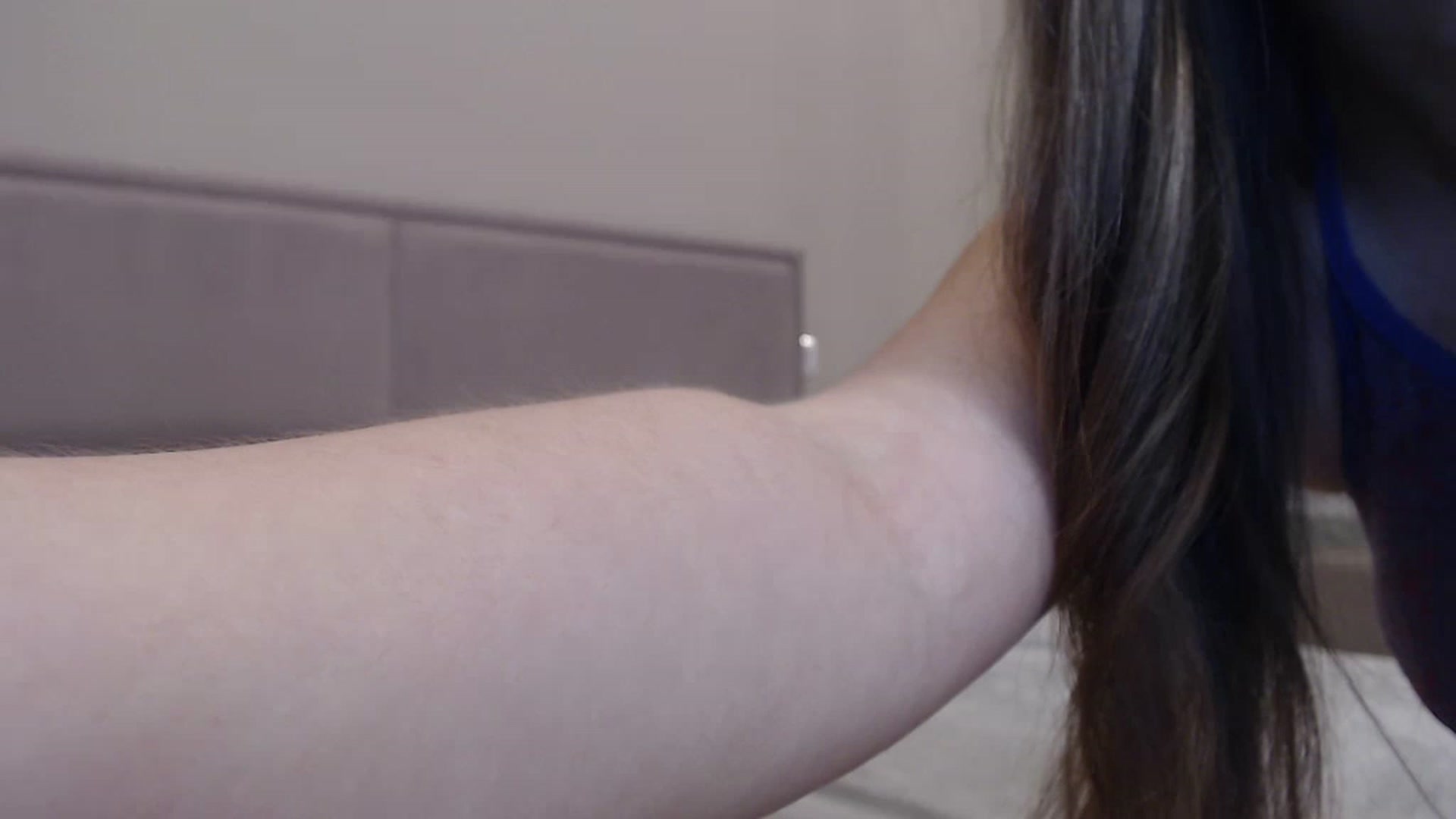 Gallery image thumbnail from miss_crystal_'s myfreecams stream on, 12/10/2022, 21:40 image 10 of 20