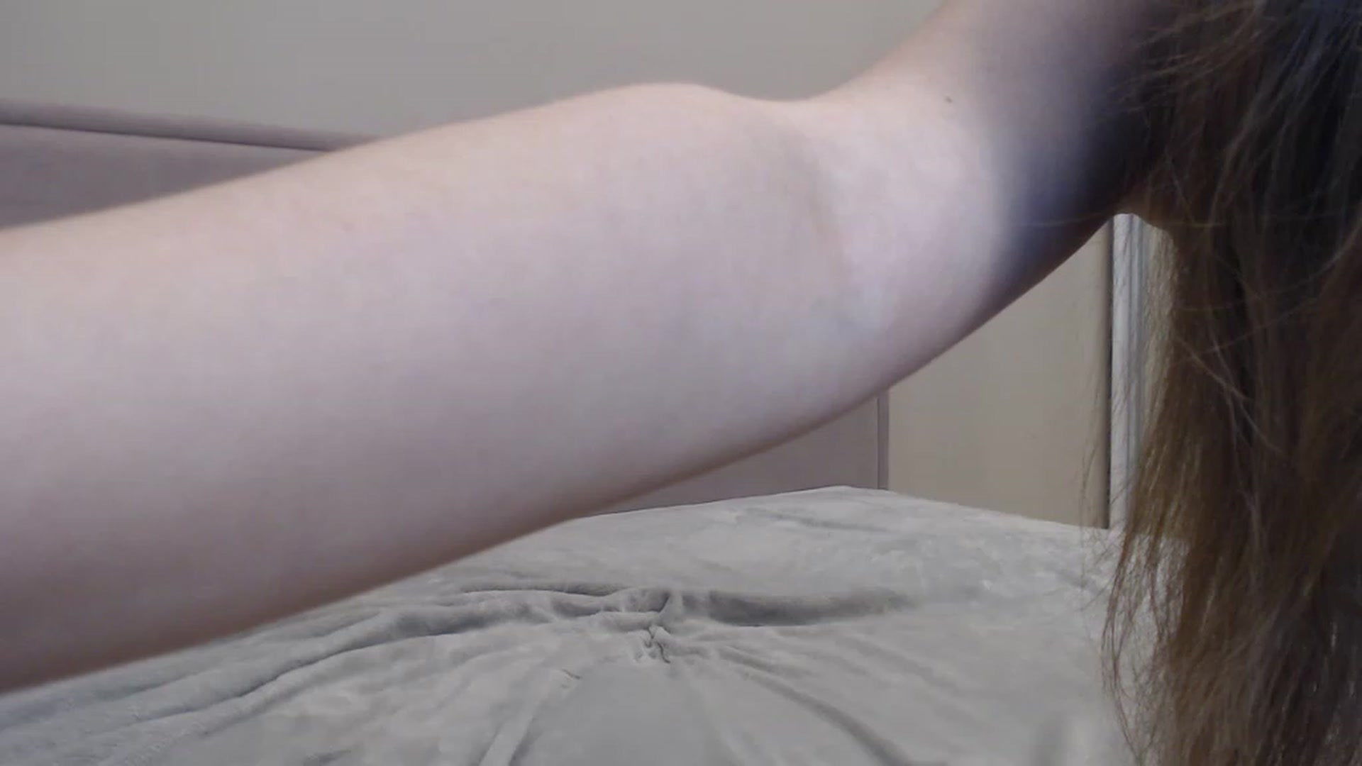 Gallery image thumbnail from miss_crystal_'s myfreecams stream on, 12/10/2022, 21:40 image 17 of 20