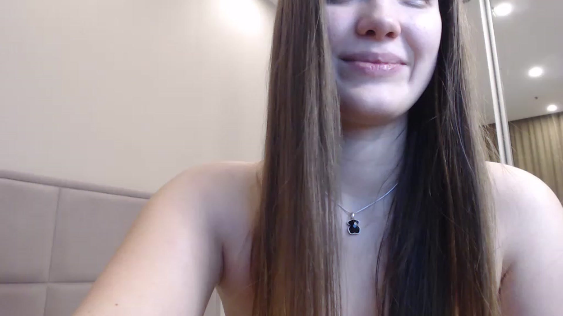 Gallery image thumbnail from miss_crystal_'s myfreecams stream on, 01/08/2023, 02:38 image 13 of 20