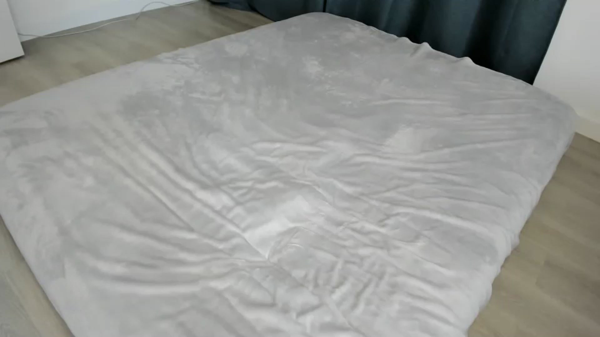 Gallery image thumbnail from miss_crystal_'s myfreecams stream on, 10/09/2023, 03:17 image 8 of 20
