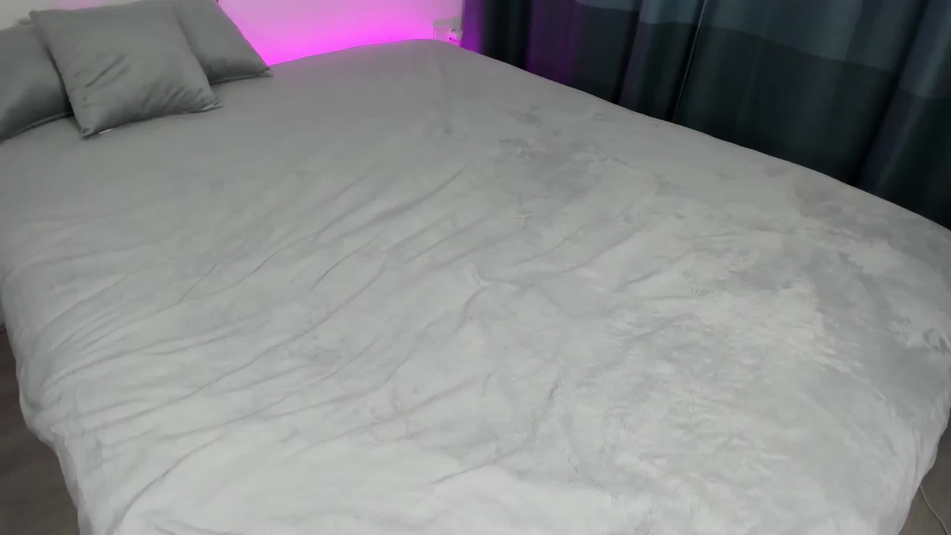 Gallery image thumbnail from miss_crystal_'s myfreecams stream on, 11/07/2023, 01:43 image 2 of 20